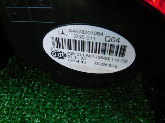 MERCEDES VITO 447 W477 14- light right rear rear part
