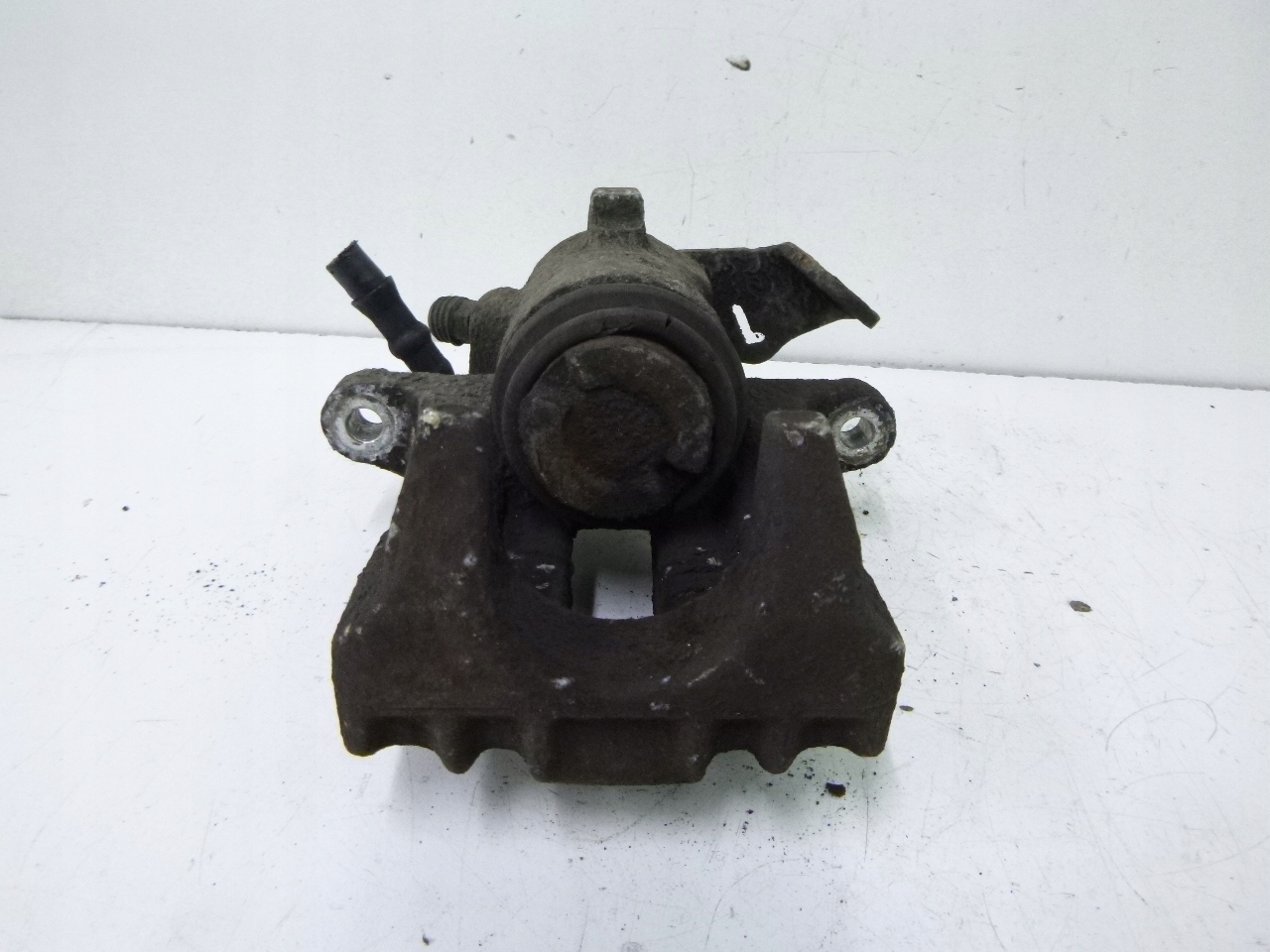 caliper brake rear part Volkswagen Golf IV 1.4 01r.