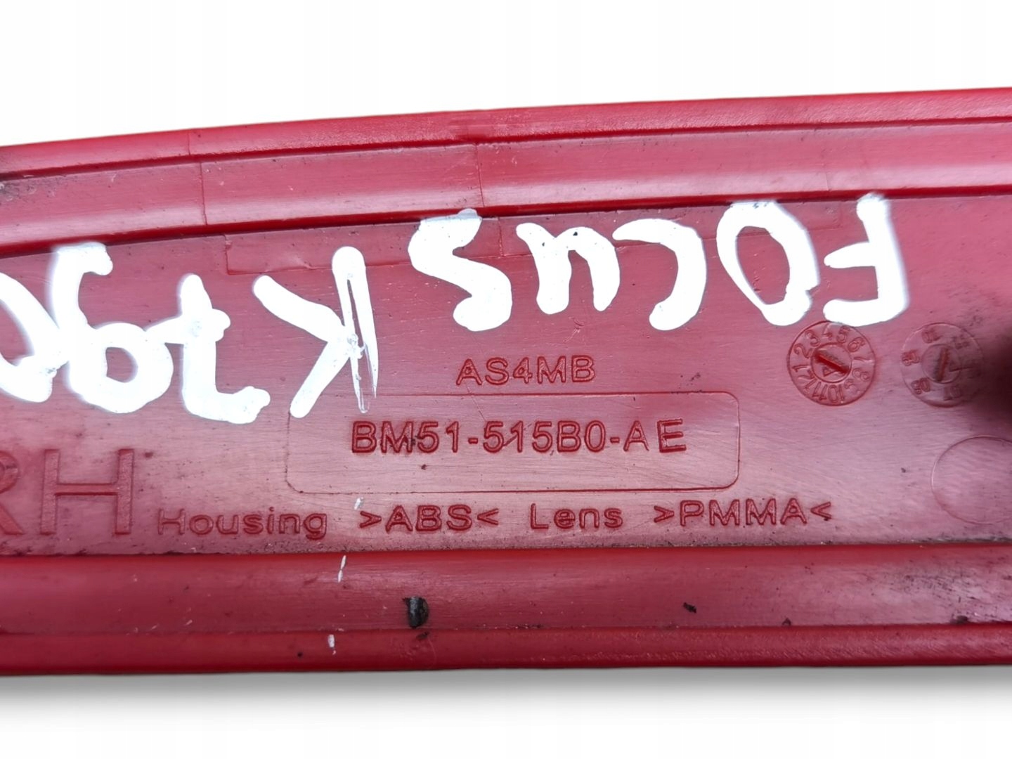 Odblask right side Ford Focus 3 2013 8M51-515B0-AE