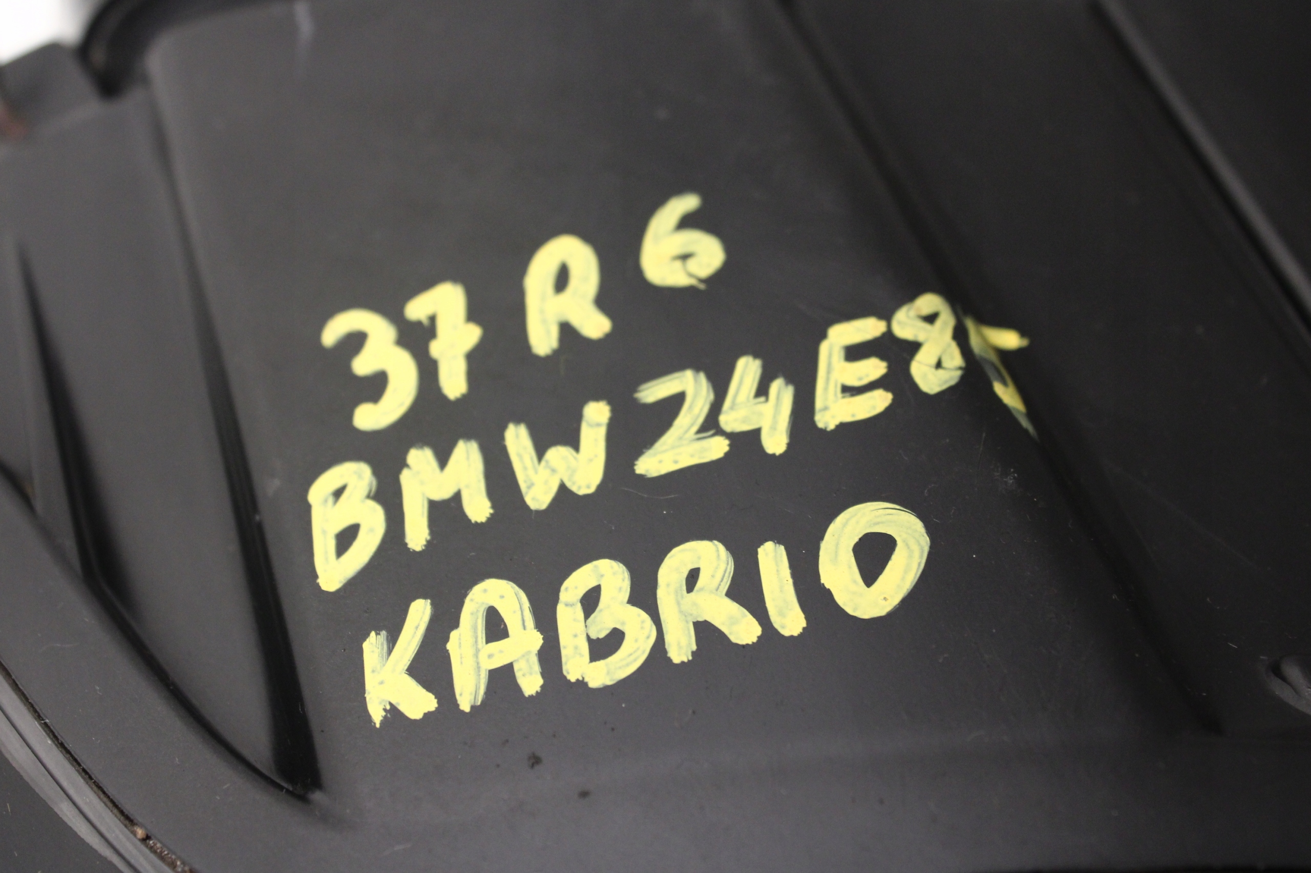 BMW Z4 02R- фара правая ксенон
