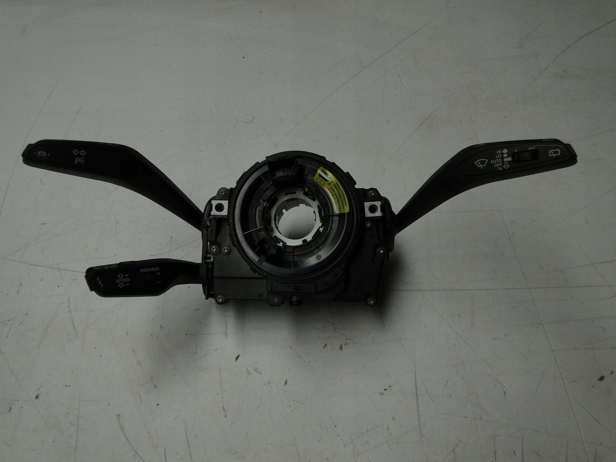 4N0907129LS AUDI A6 4K TAŚMA PRZEŁĄCZNIK ZESPOLONY Producent części Audi OE