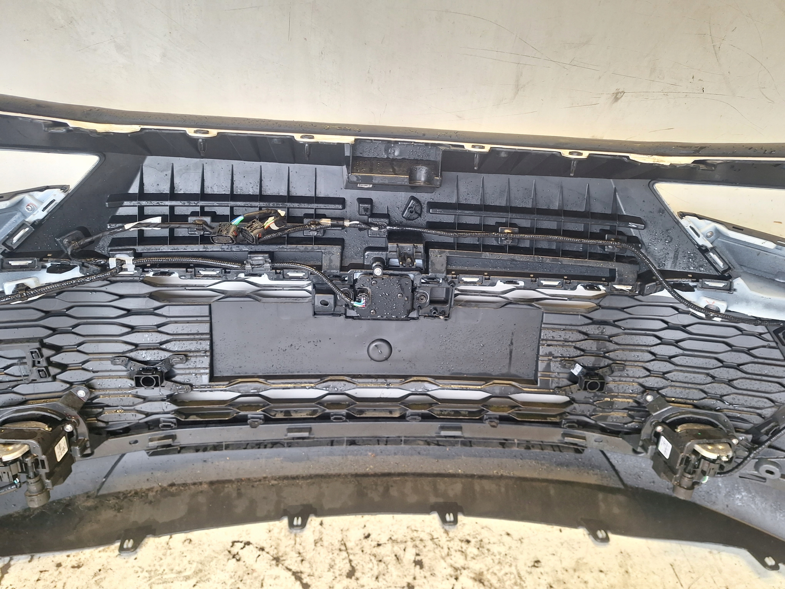 TOYOTA CH-R II Stoßstange 23-> PDC + RADAR 040