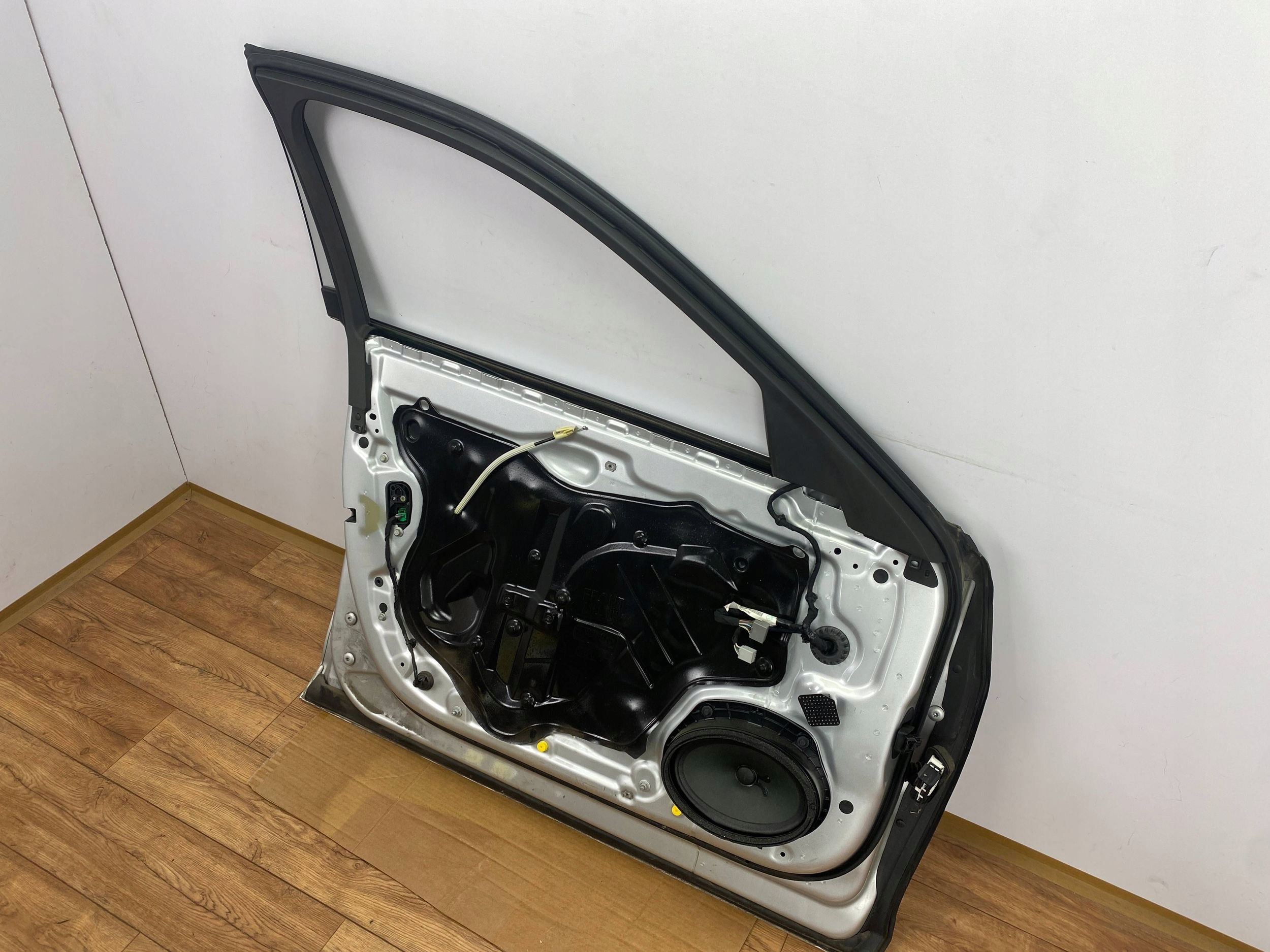 door front front side left Cadillac CTS III 2014+ USA