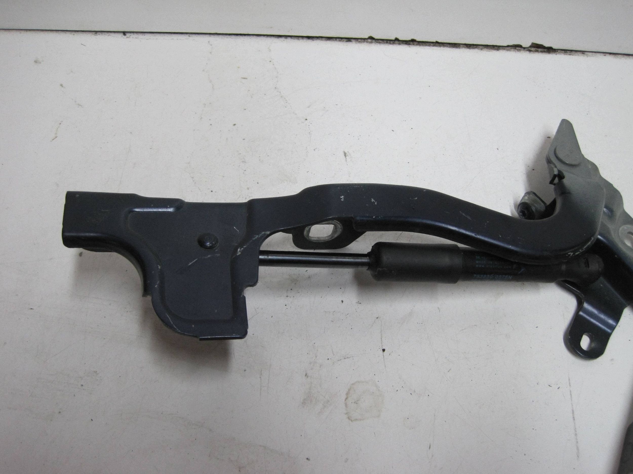 bonnet hinges left CITROEN DS7 CROSSBACK 9829653680