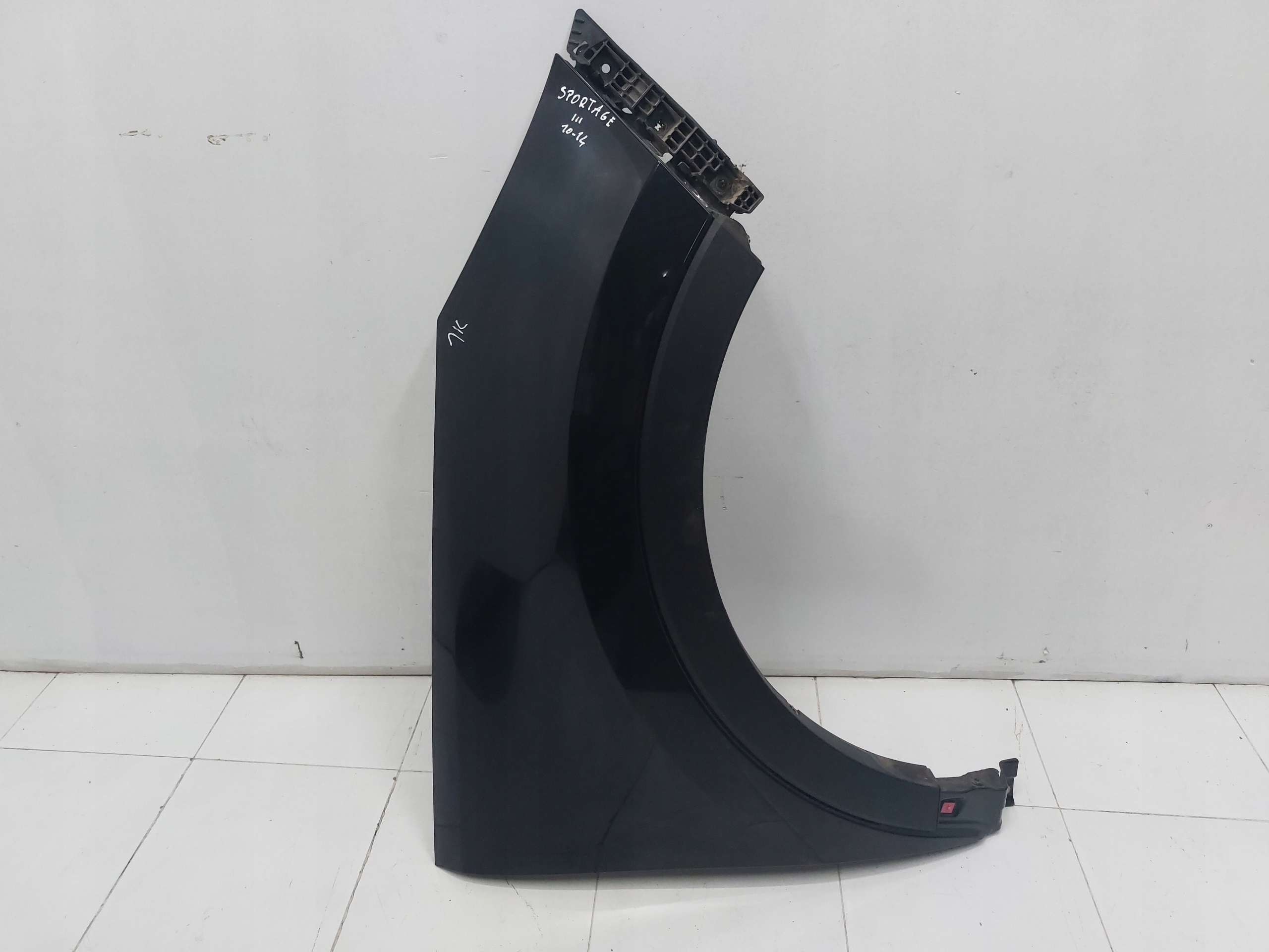 KIA SPORTAGE III 10-16r fender right front front 1K