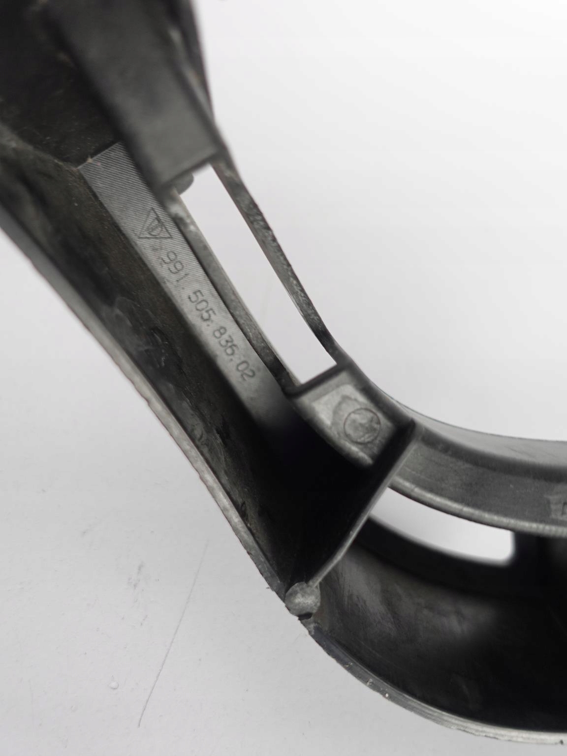 PORSCHE 991 911 TURBO 11-16 bumper bracket right