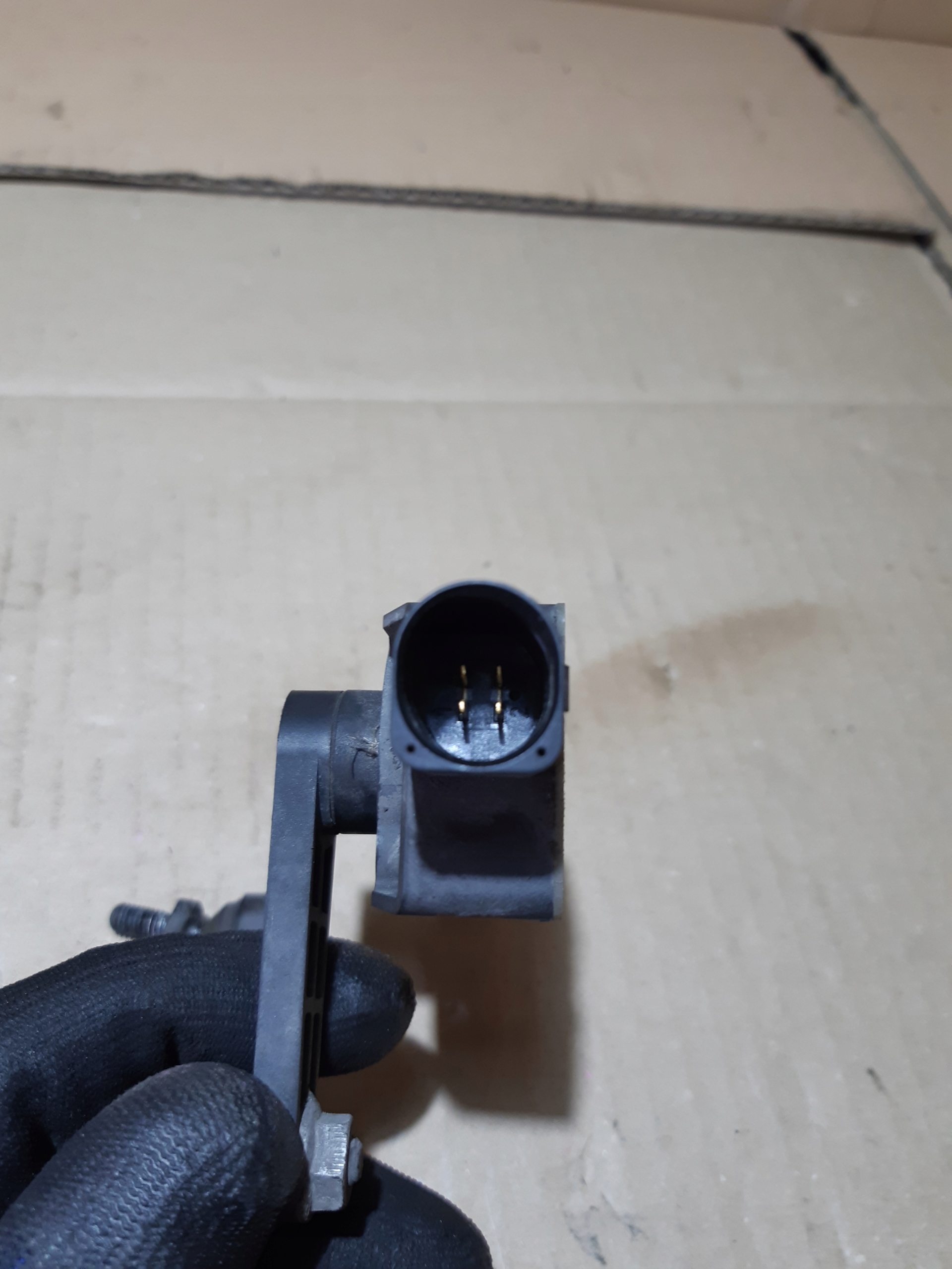 AUDI Q7 4L Sensor POZIOMOWANIA Leuchten 7L6616571