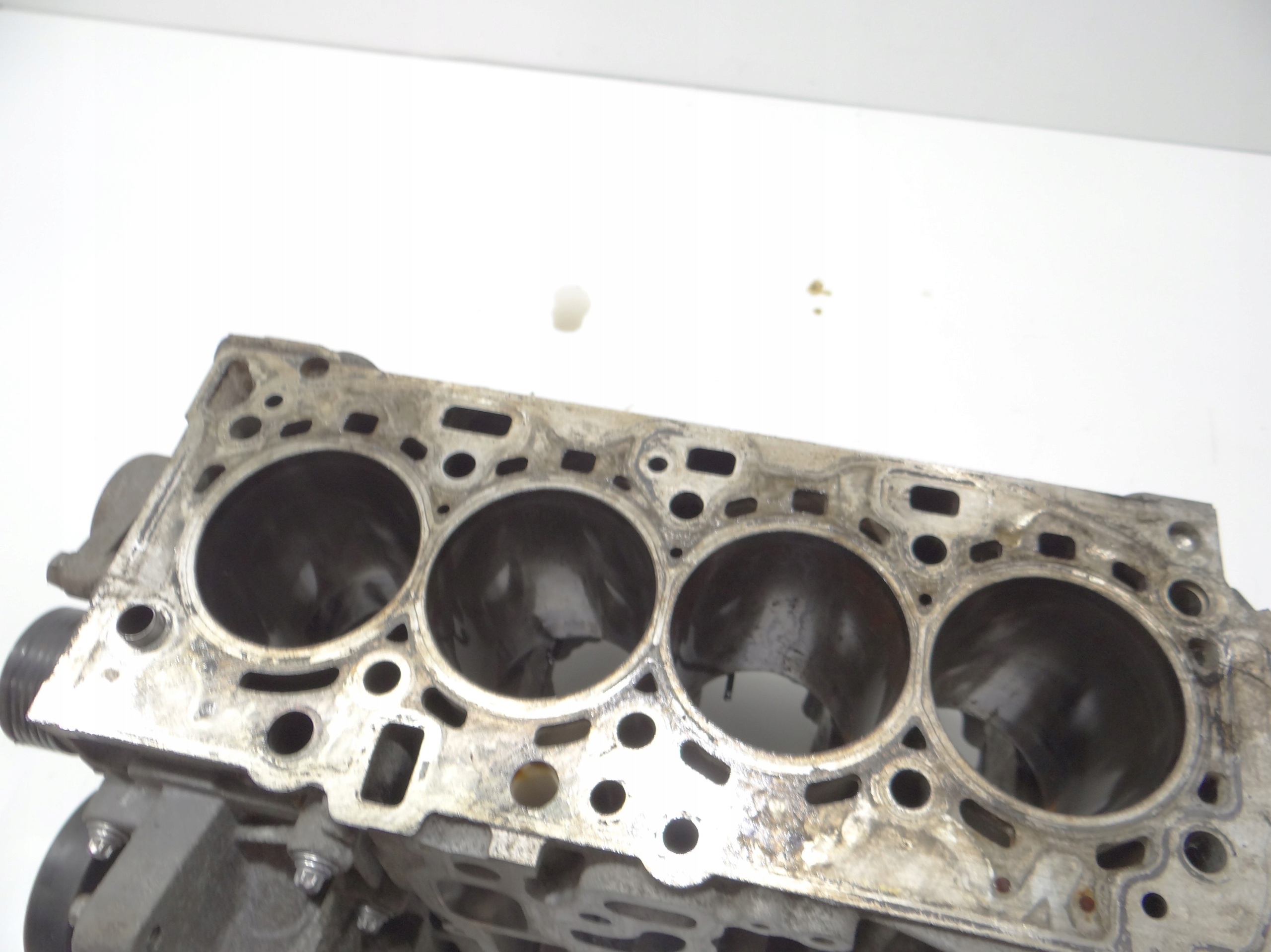 BLOK SILNIKA MINI R60 N47 OE 7823029 Typ silnika Diesel