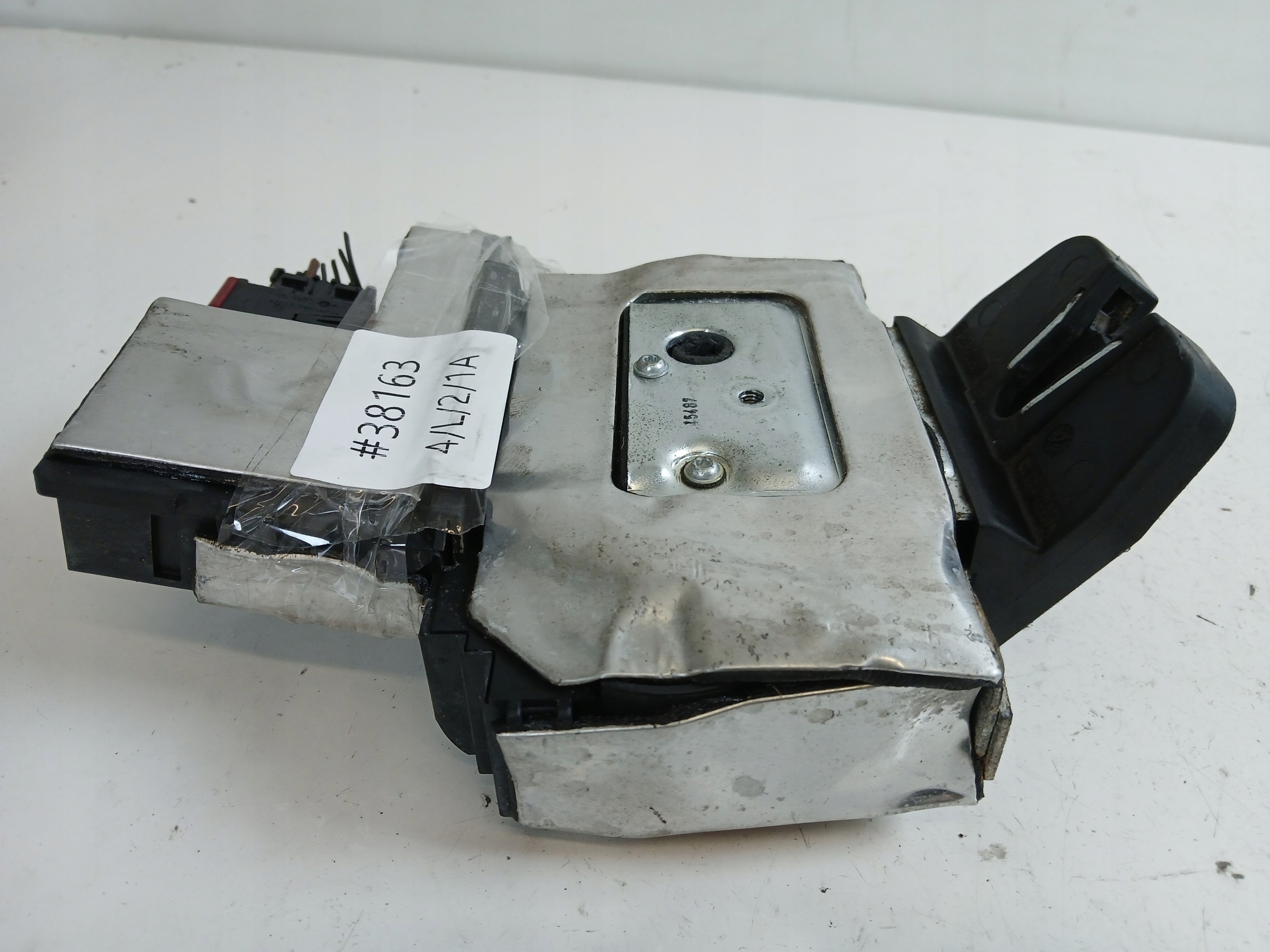 OPEL VECTRA C KOMBI lock DOCIAG bonnet boot 24467824