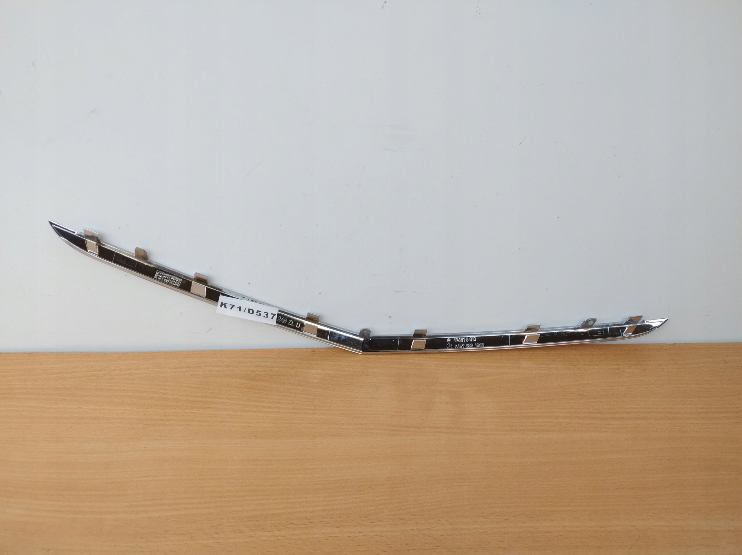 MERCEDES B-KLASA W245 FL lower CHROM grille moulding