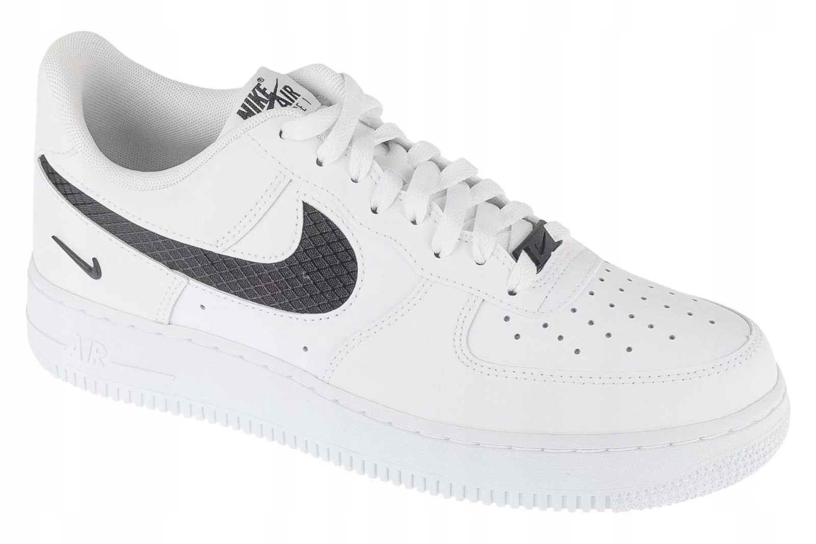 Pánské boty Nike Air Force 1 07 LV8 bílé IH4452 100