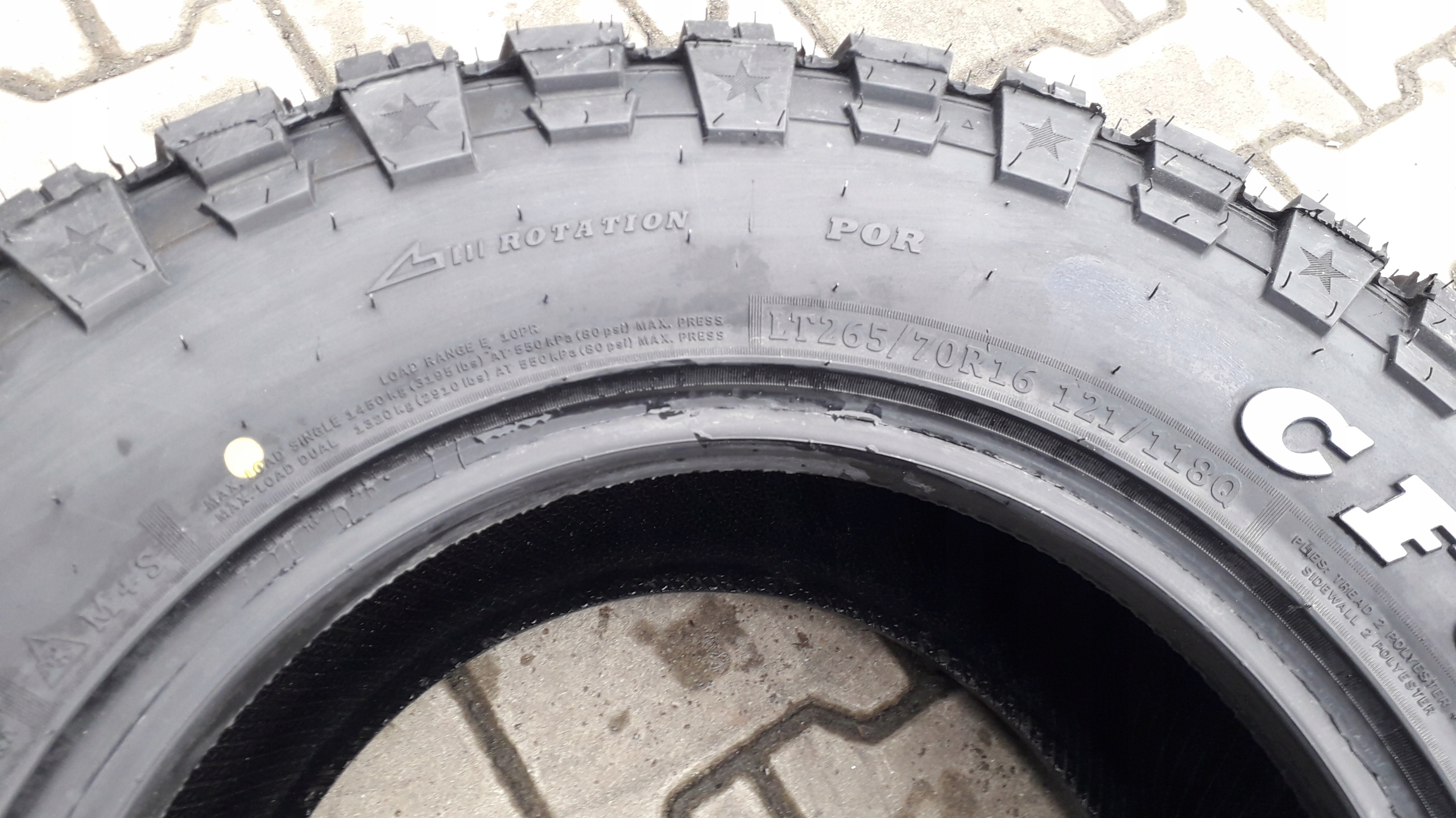 4x COMFORSER 265 70R16 CALOROCZNE HIT BIALE LITERY Tire width 265 mm