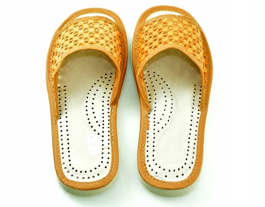 SKÓRA NATURALNA JAKOŚĆ GÓRALSKIE KAPCIE r. 39 - 25 cm Płeć kobieta