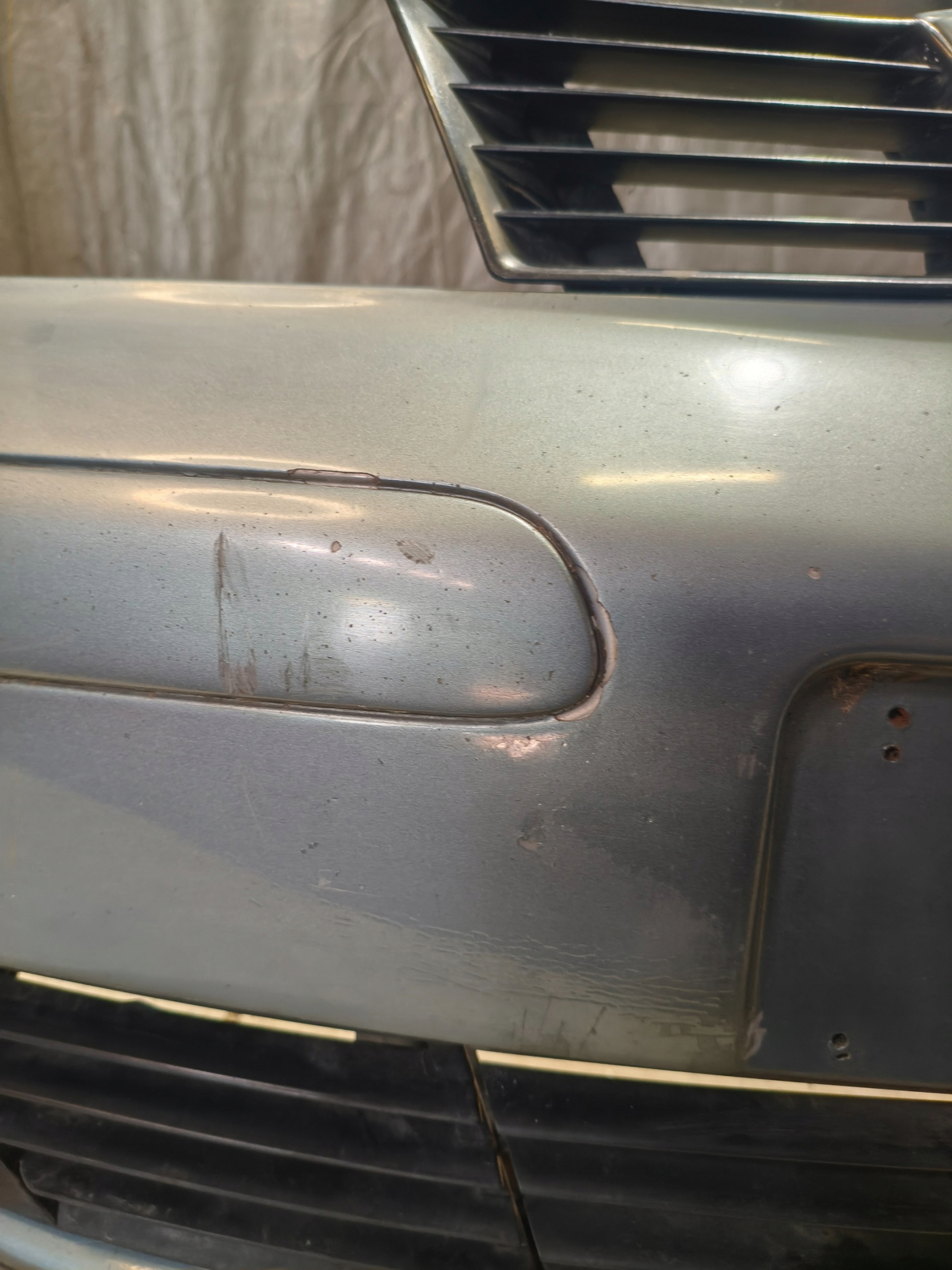 nárazník předek SEAT CORDOBA 2 II LS5V