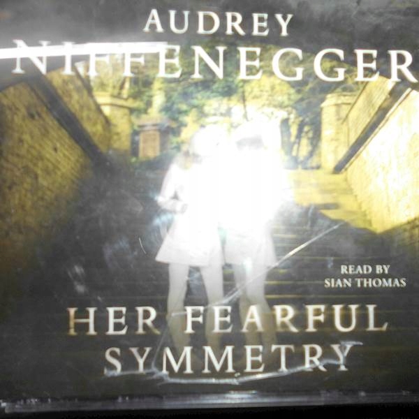 her fearful symmetry - read by sian thomas