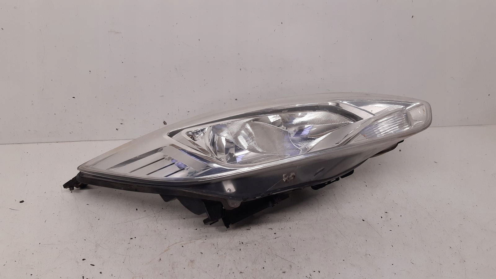 light front front right Ford Focus MK3 1,0 Ecoboost
