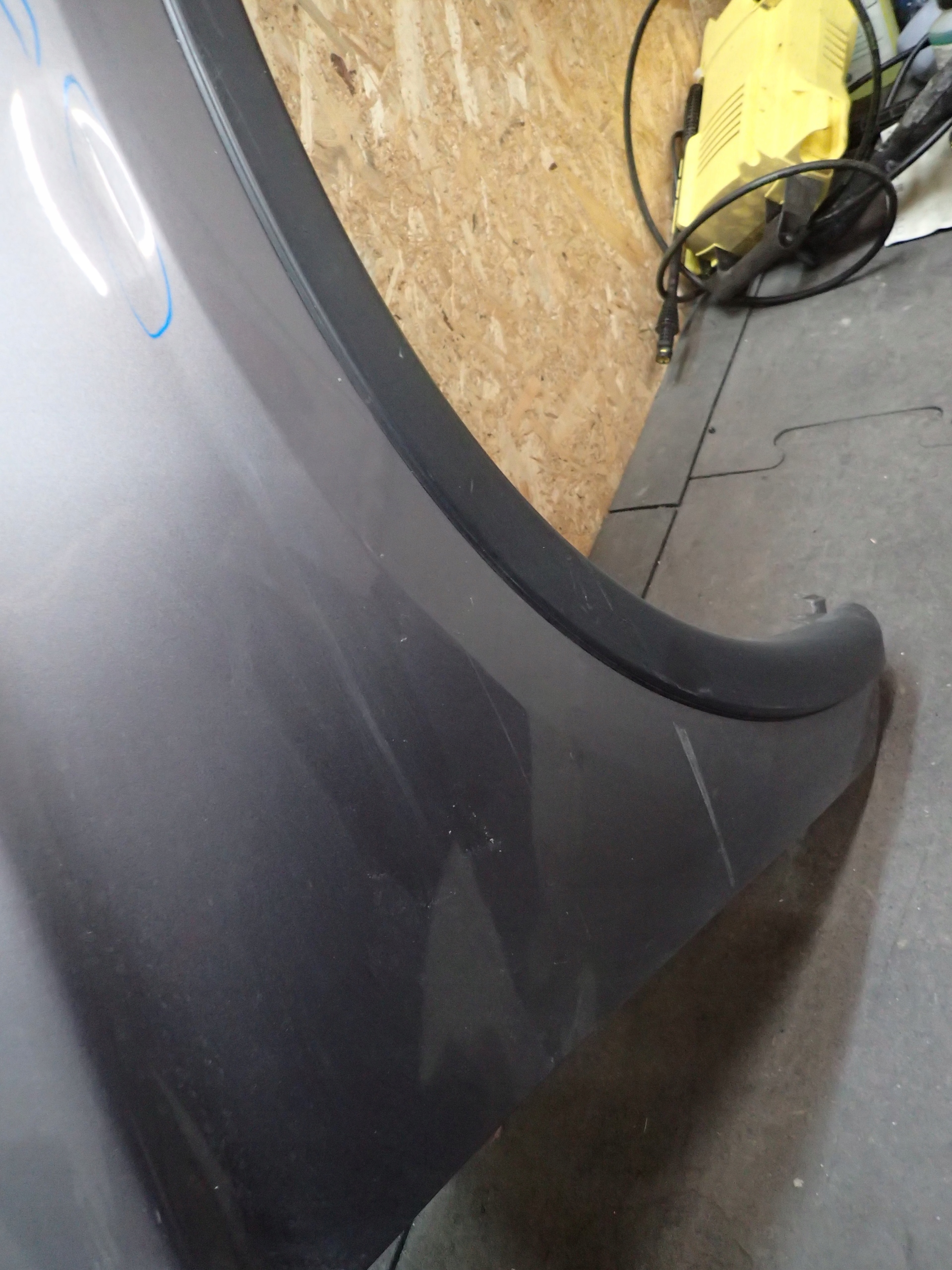 fender front right MITSUBISHI OUTLANDER 15