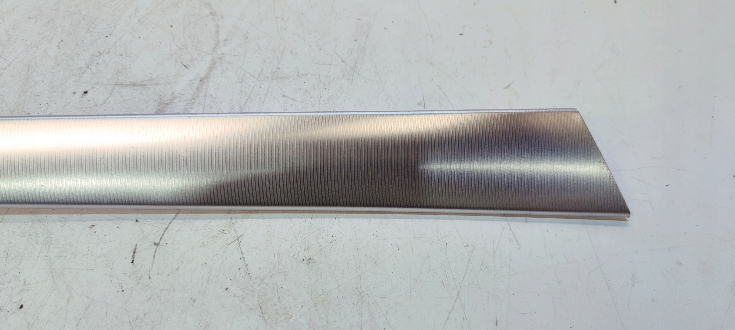 DEKOR Tür links heck AUDI A6 C6 ALLROAD 4F0867419