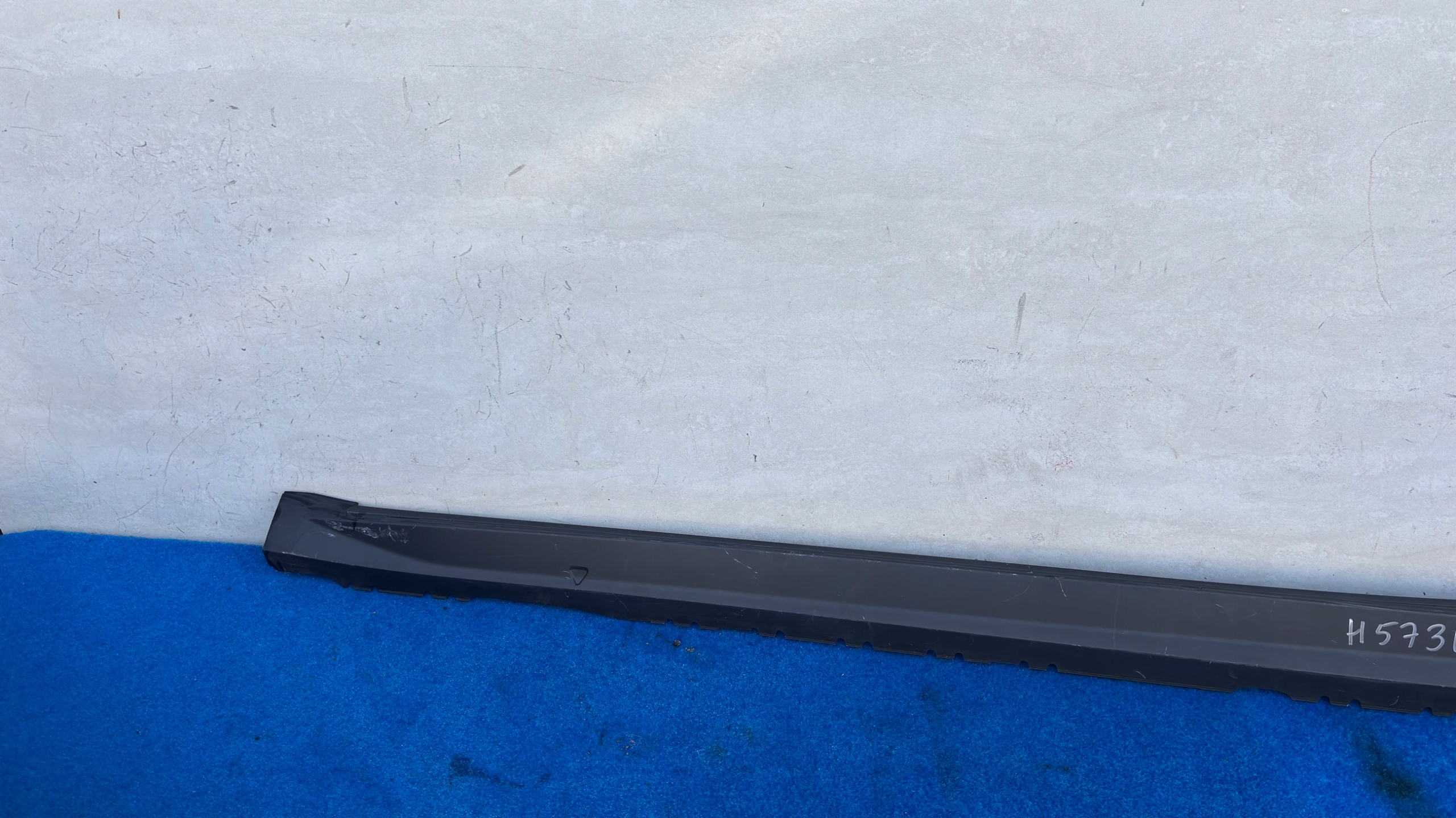 AUDI A4 B9 8W9 ALLROAD left threshold moulding threshold cap 8W9583855E H573UWM