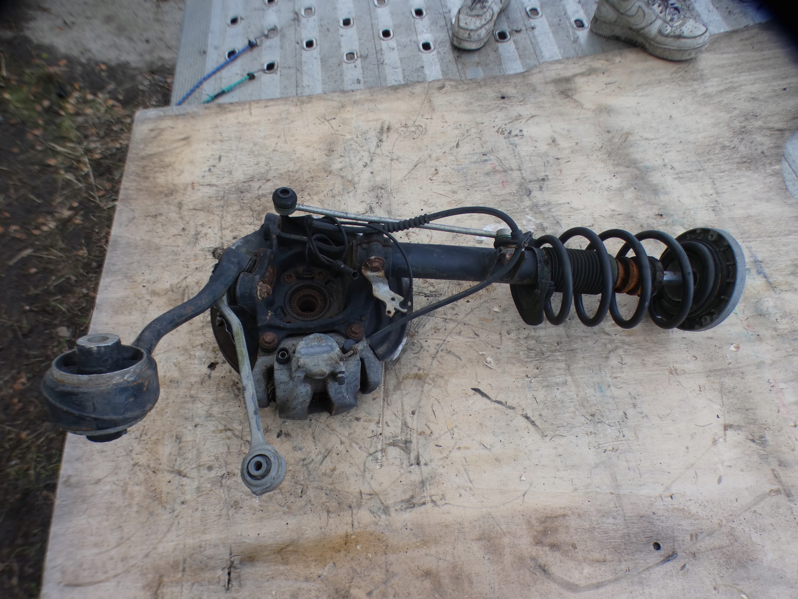 BMW X3 F25 X4 F26 swing McPherson right front