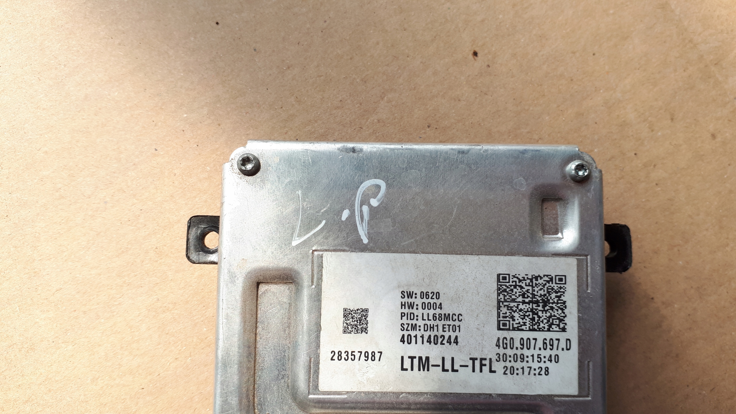 A6 C7 4G module control unit lights 4G0907397D