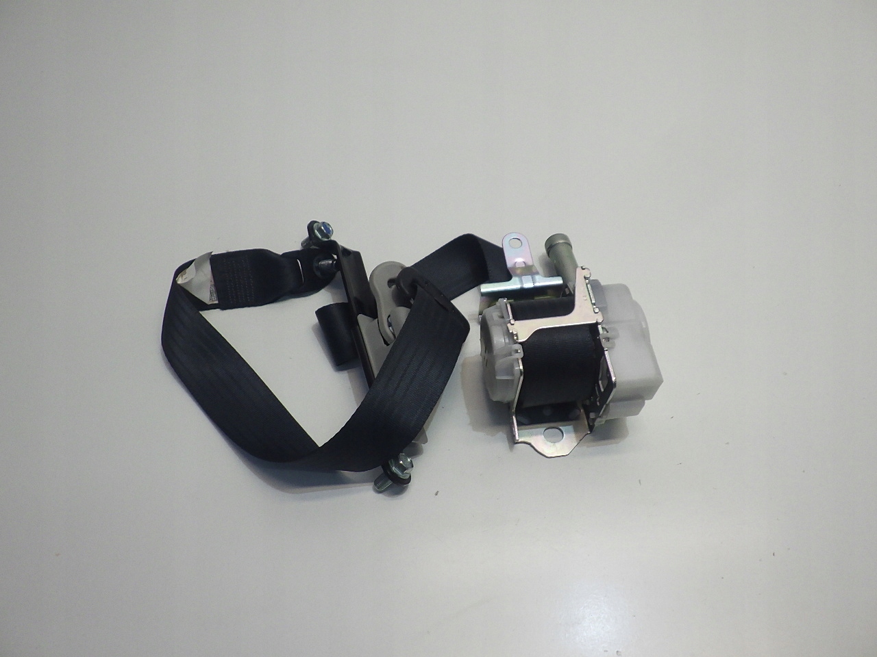 84920-61M1 - SX4 S CROSS 2022 РЕМІНЬ БЕЗПЕКИ ПЕРЕДНІЙ ЛІВИЙ