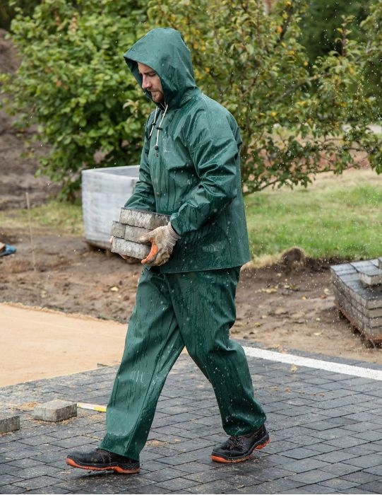 UBRANIE ROBOCZE PRZECIWDESZCZOWE PROS 101/001 62 Kolor dominujący odcienie zieleni