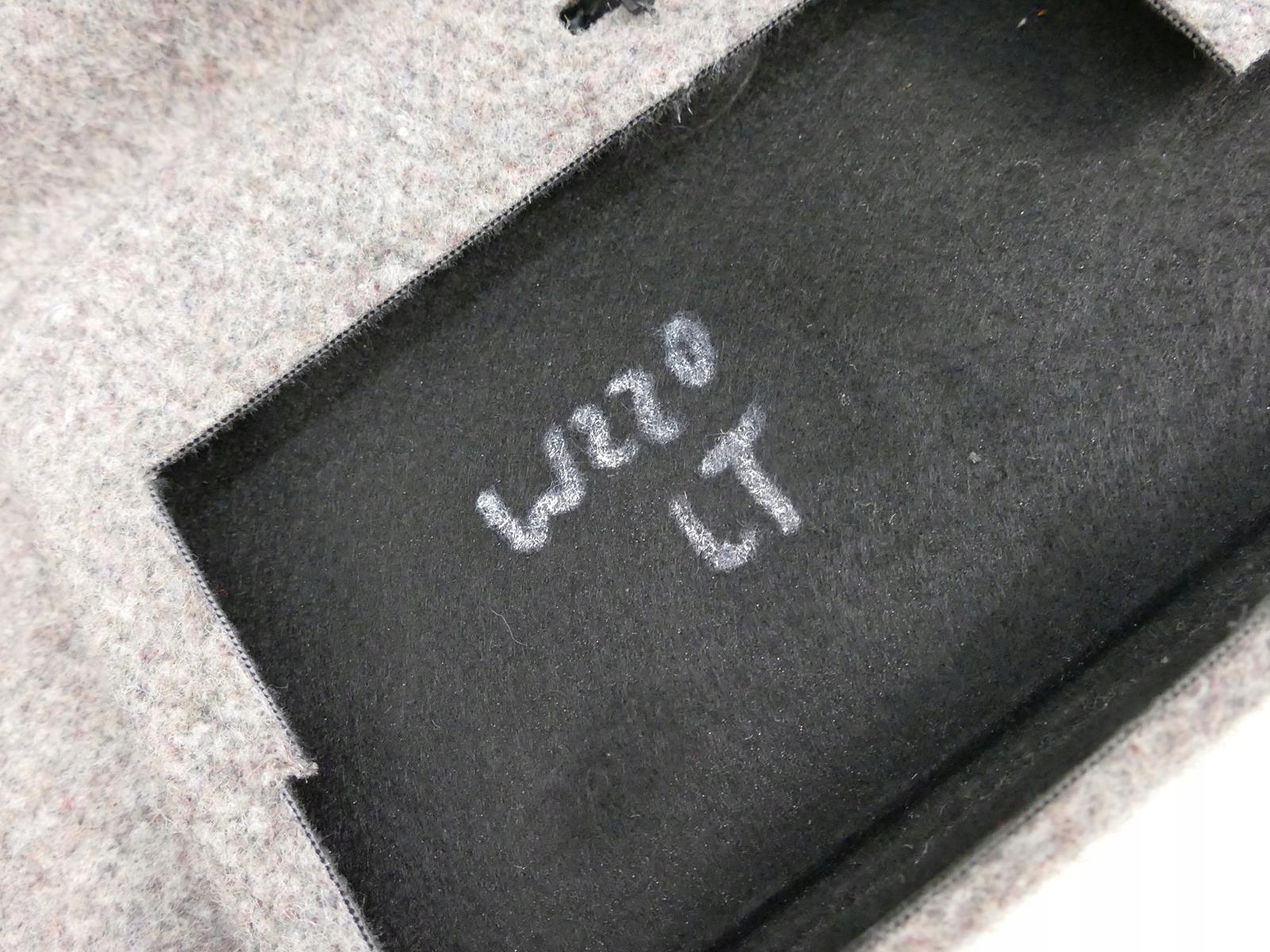 MERCEDES S W220 LIFT boot upholstery left rear part