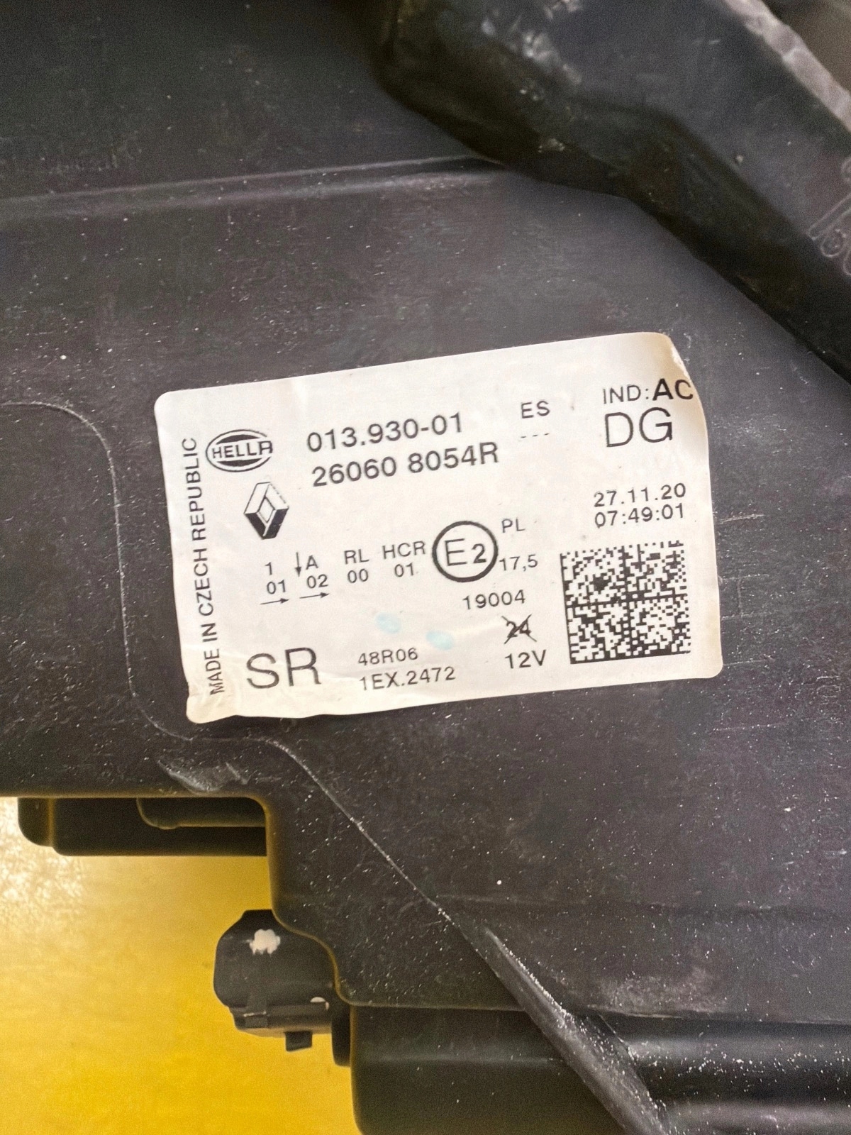 light left front Renault Captur II Full Led 260608054R