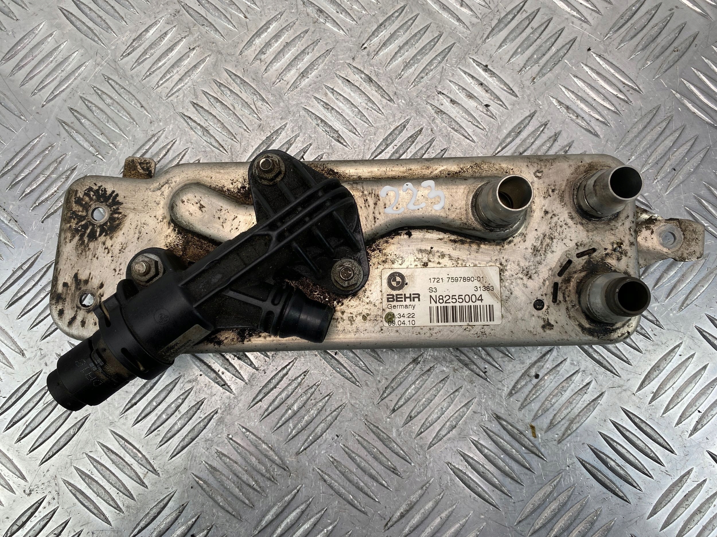 BMW F10 7597890 radiatore olio