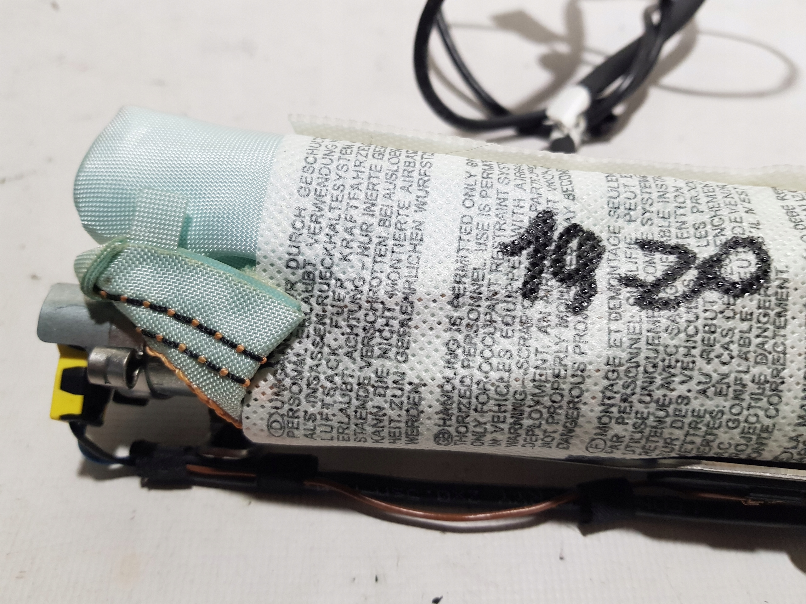 Airbag AIRBAG SITZ rechts AUDI A8 D4 4H0880242A