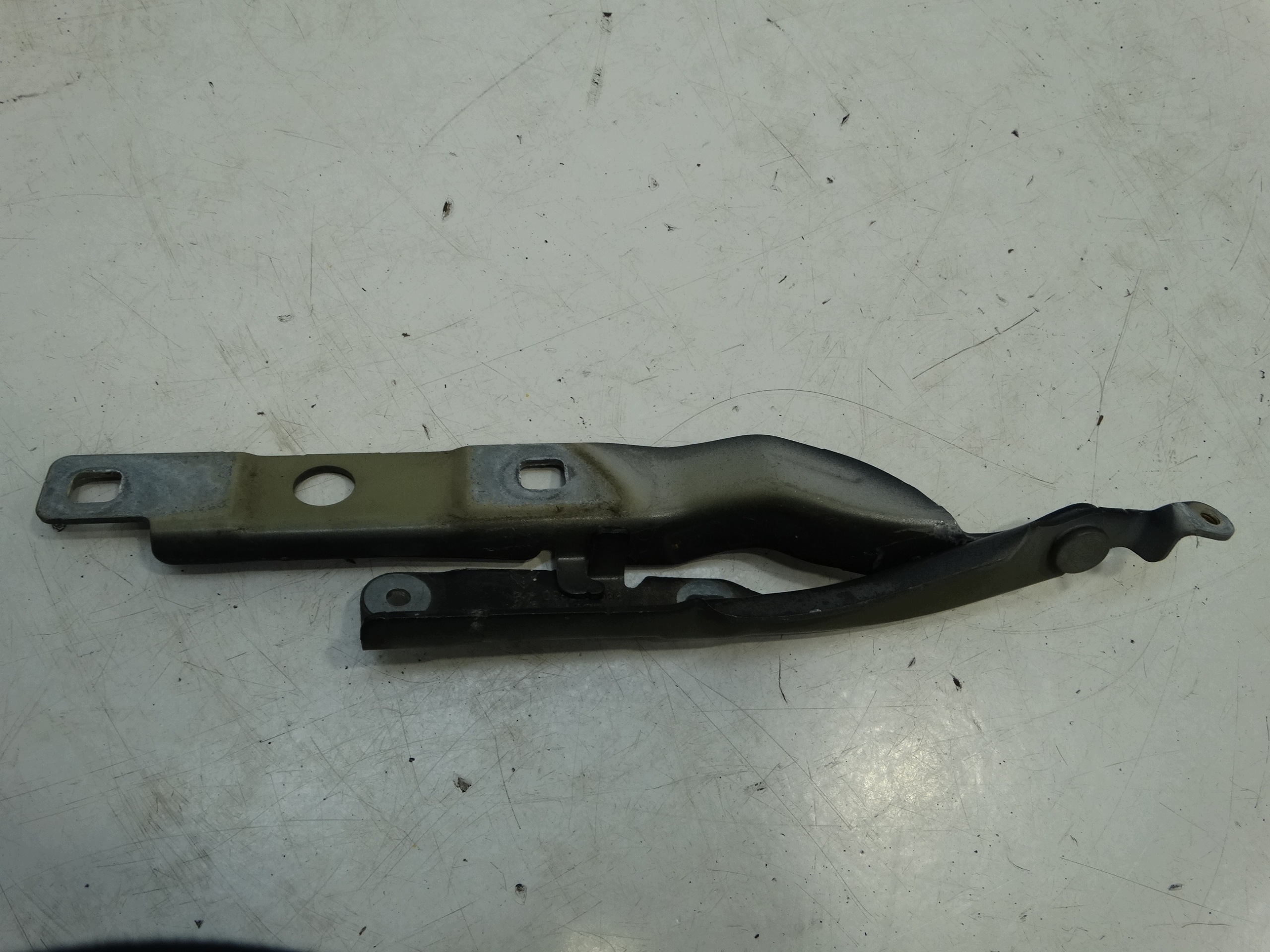 bonnet hinges left+right front CITROEN C4 CACTUS 9801113880,9801113980 KTPD