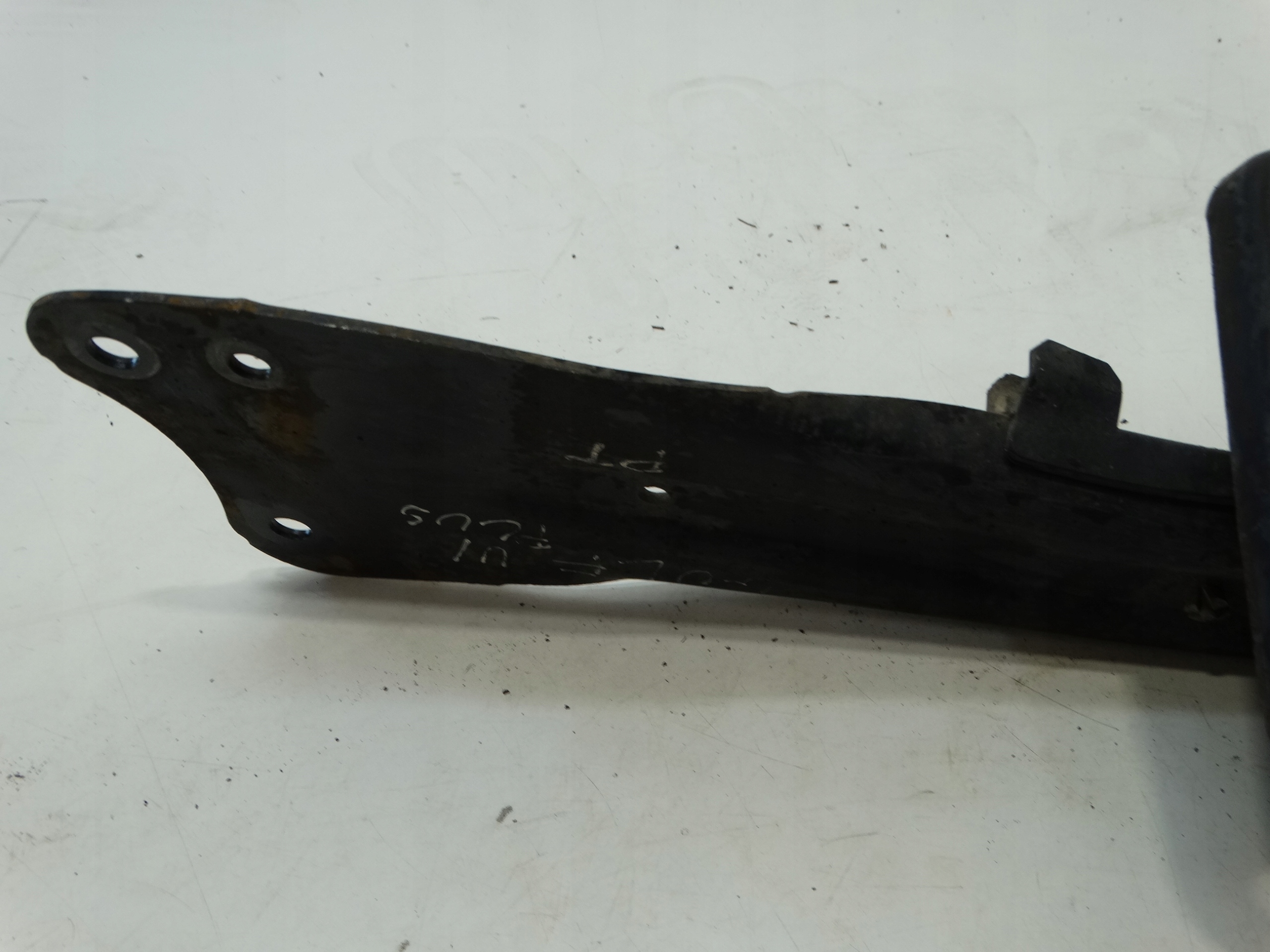 Querlenker Achsträgers rechts heck VW GOLF VI PLUS 2.0TDI 1K0501476