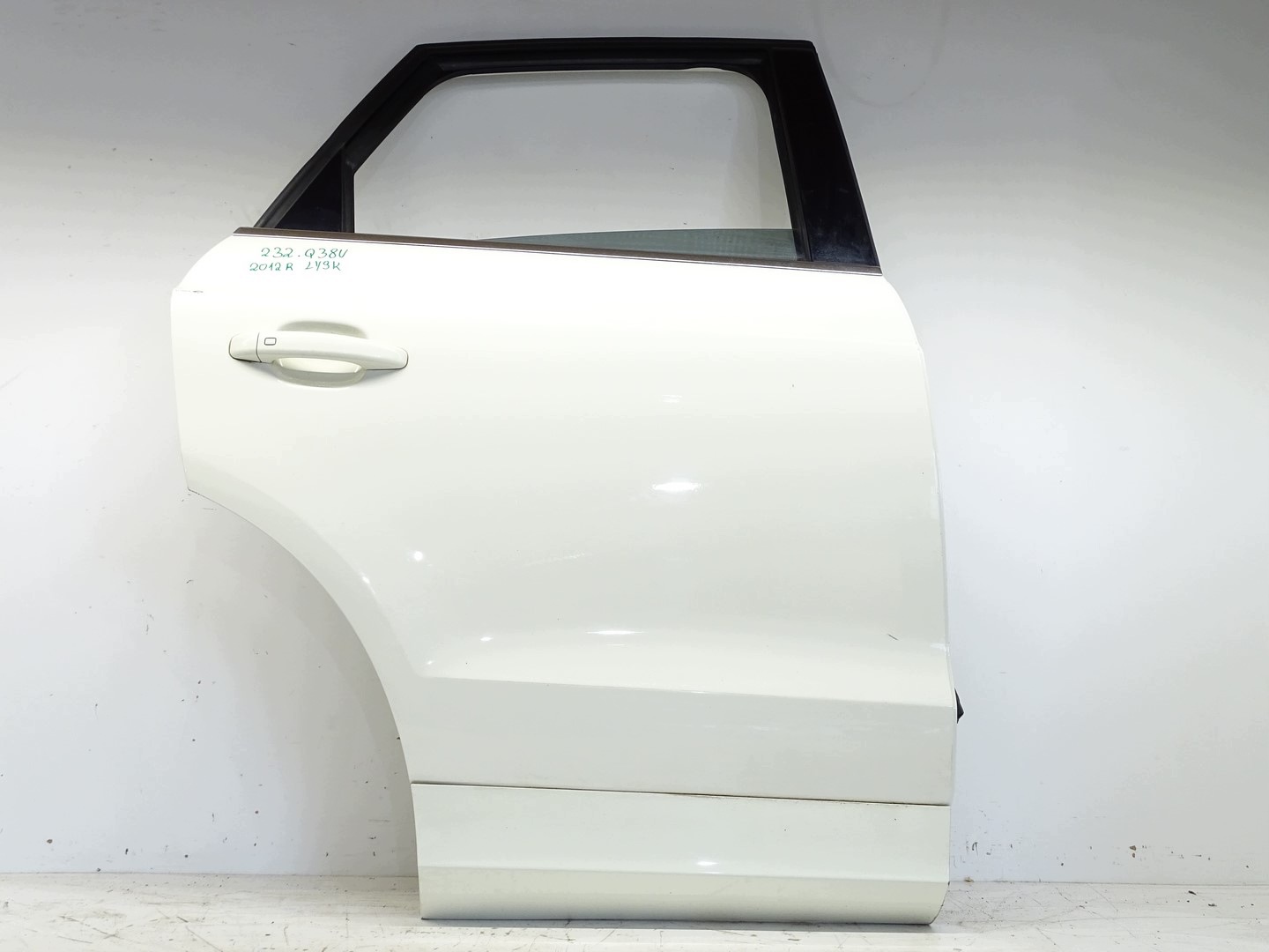 door right rear part right rear. AUDI Q3 8U LY9K