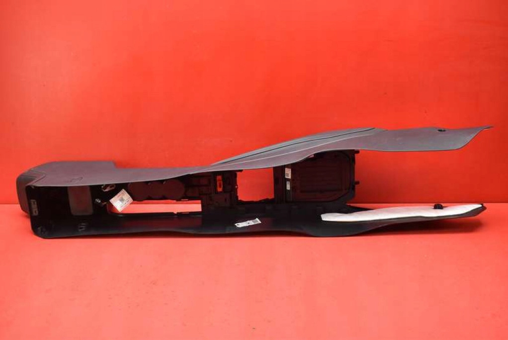TUNEL mitte 655863243 SKODA KAMIQ 19