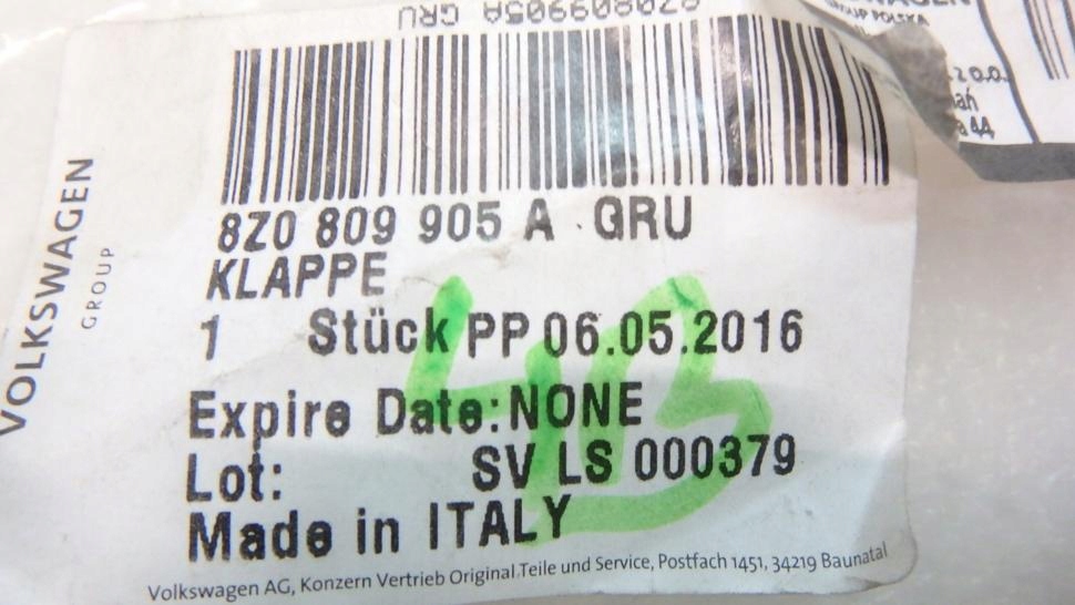 AUDI A2 KLAPKA PALIWA ZAWIESZENIA NOWY ORG 8Z0809905A Producent części Audi OE