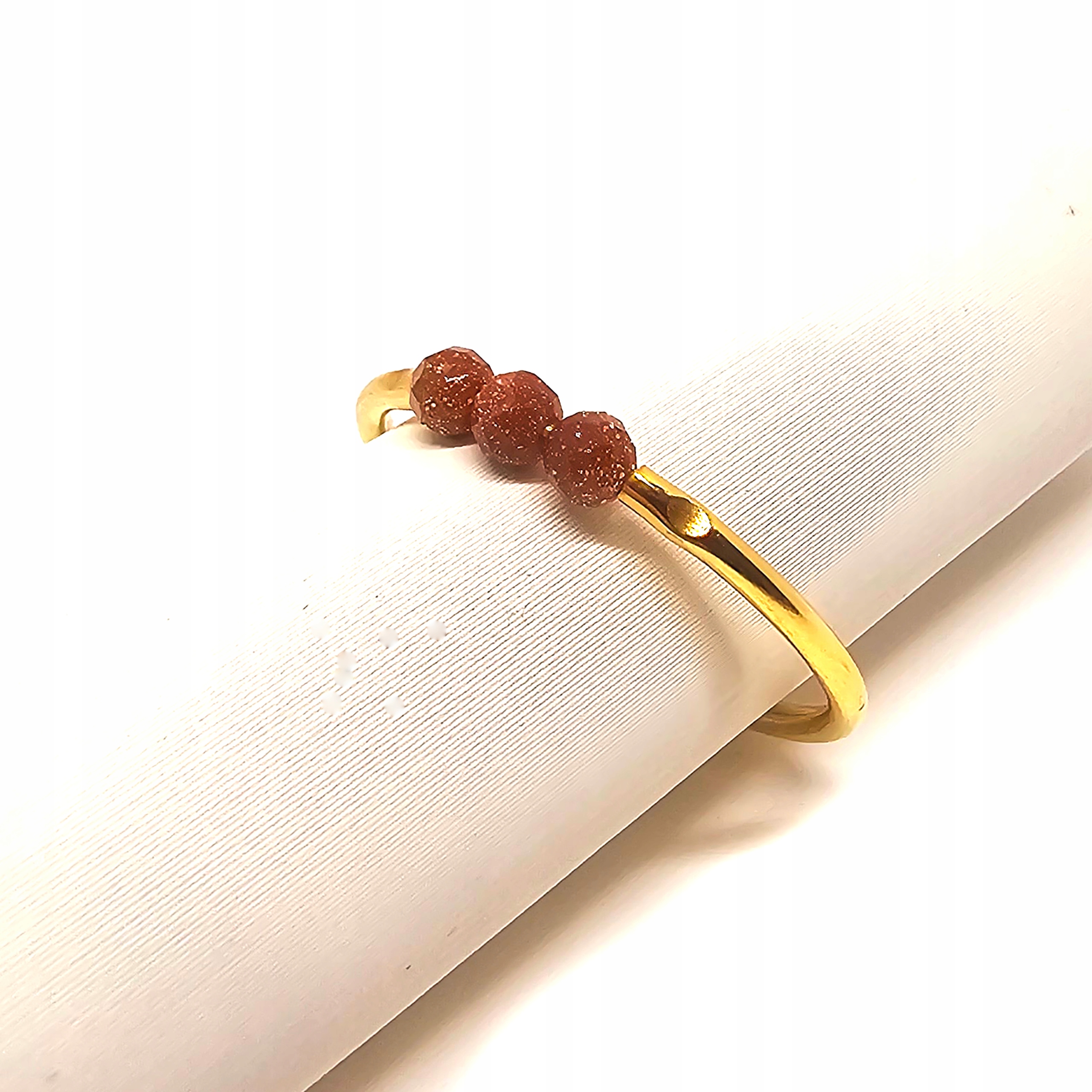 Zlatý prstýnek s pískem pouště ze zlata 585, písek pouště