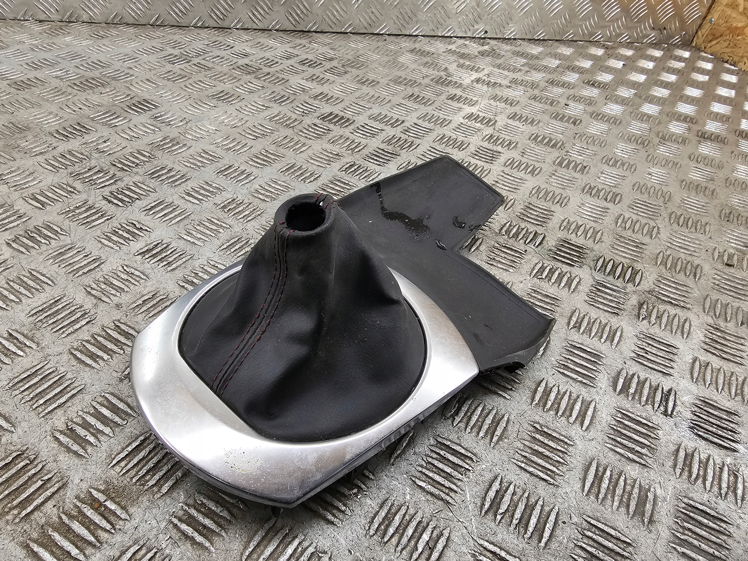 manschette des schaltknopfs MAZDA MX-5 IV (ND) N24364361