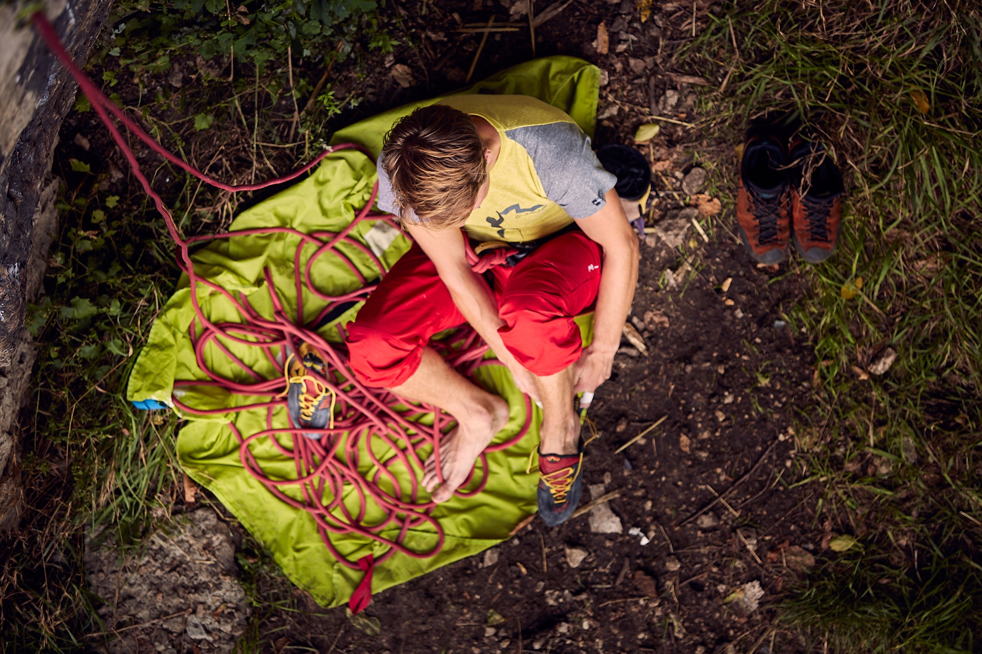 Spodnie wspinaczkowe MILO Jesel RED rozm. L Kod producenta JESEL_RED_L