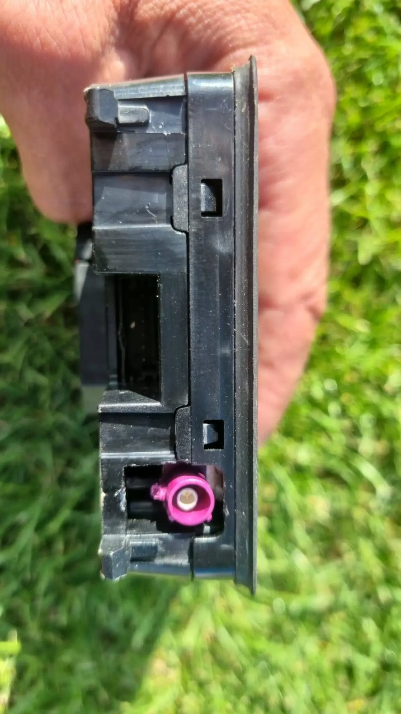 Audi ładowarka indukcyjna 85E035507 Producent części Audi OE