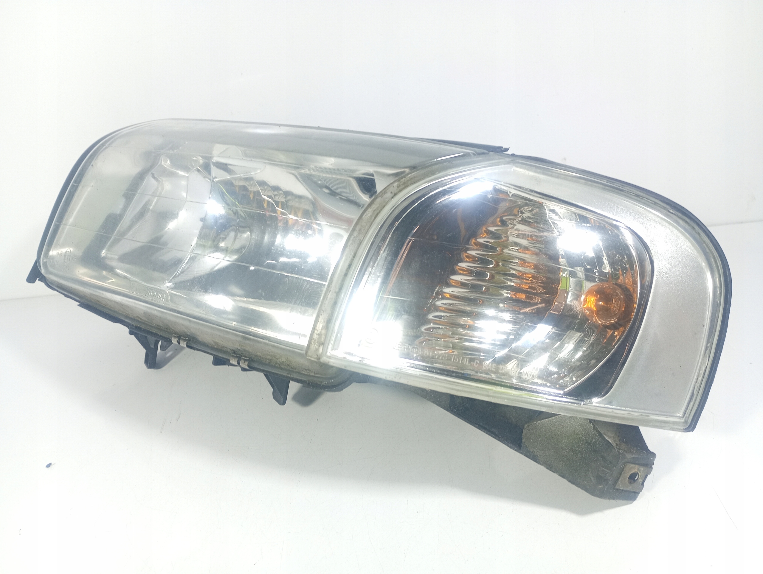 VOLVO S80 1 and 2.5 D 99-06 REFLEKTOR left front front OE 8662867