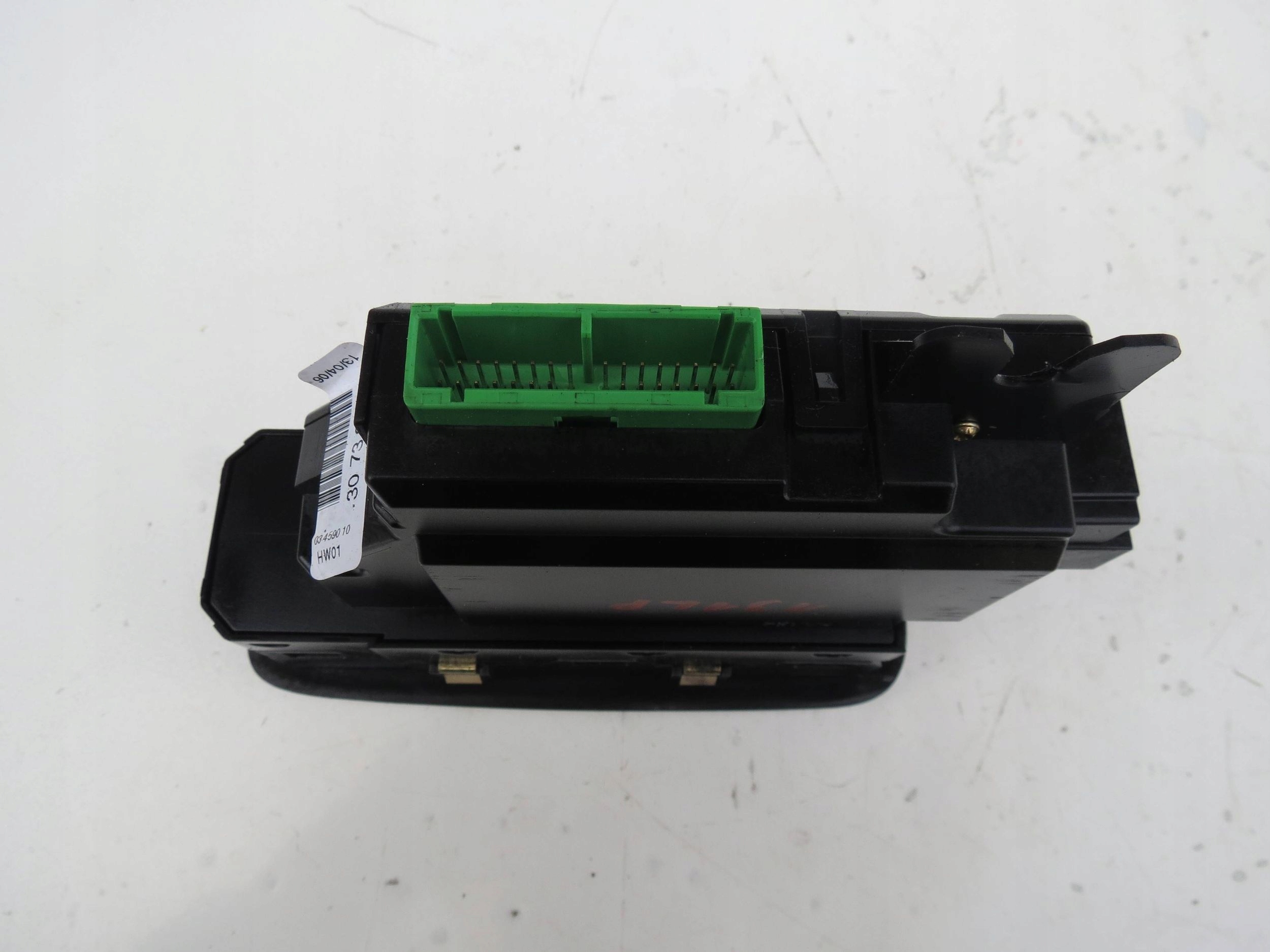 switch switch Panel of the window of mirrors left front VOLVO XC70 and 30739980