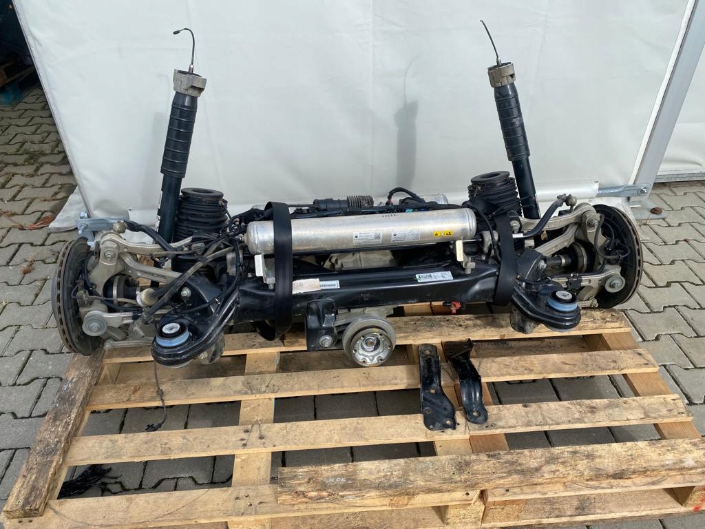 MASERATI LEVANTE 3.0 D REAR. SUSUSPENSION AXIS SIDER