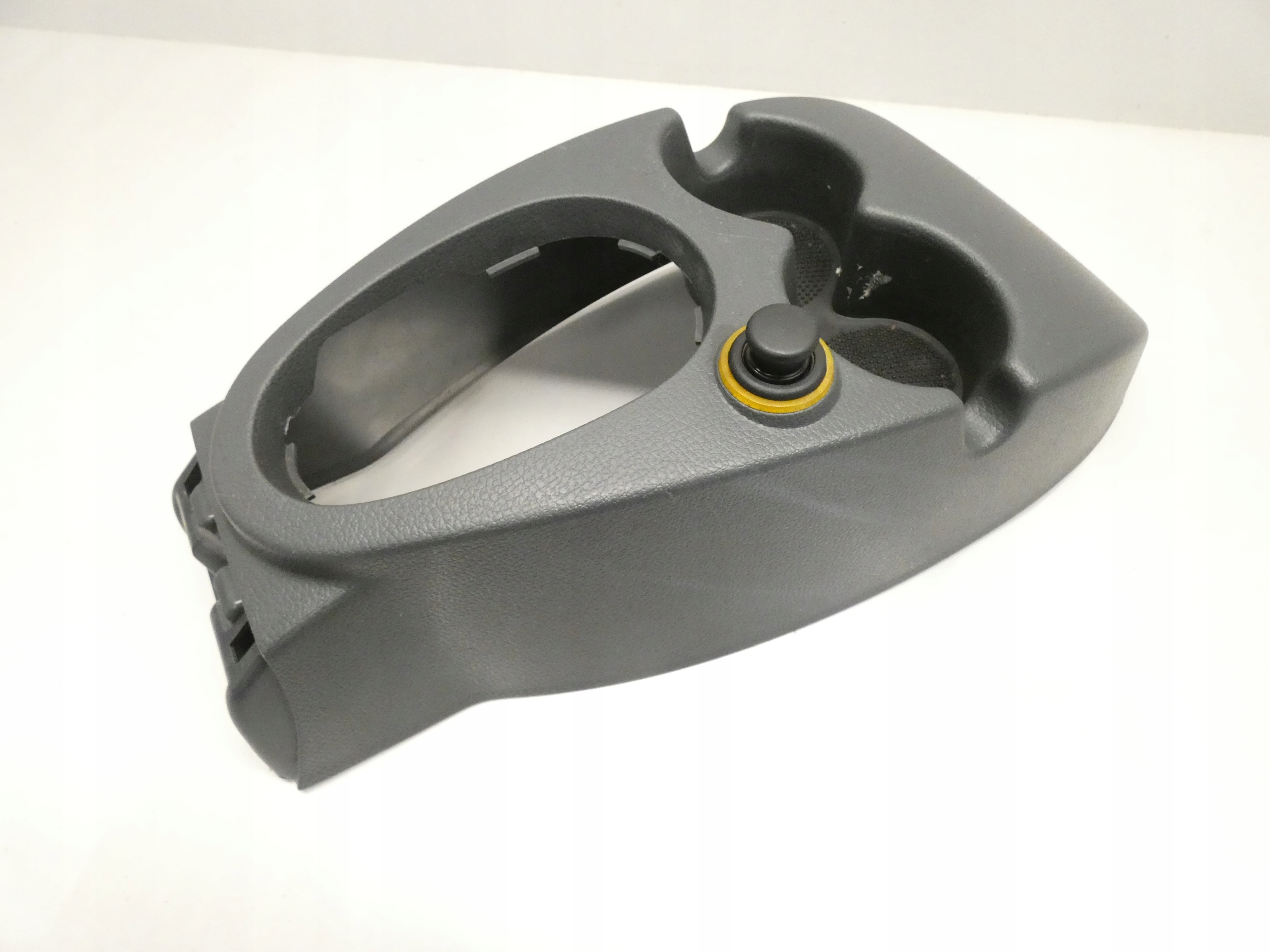 TUNEL central bracket for KUBKI DACIA LOGAN and LS MCV 04-12