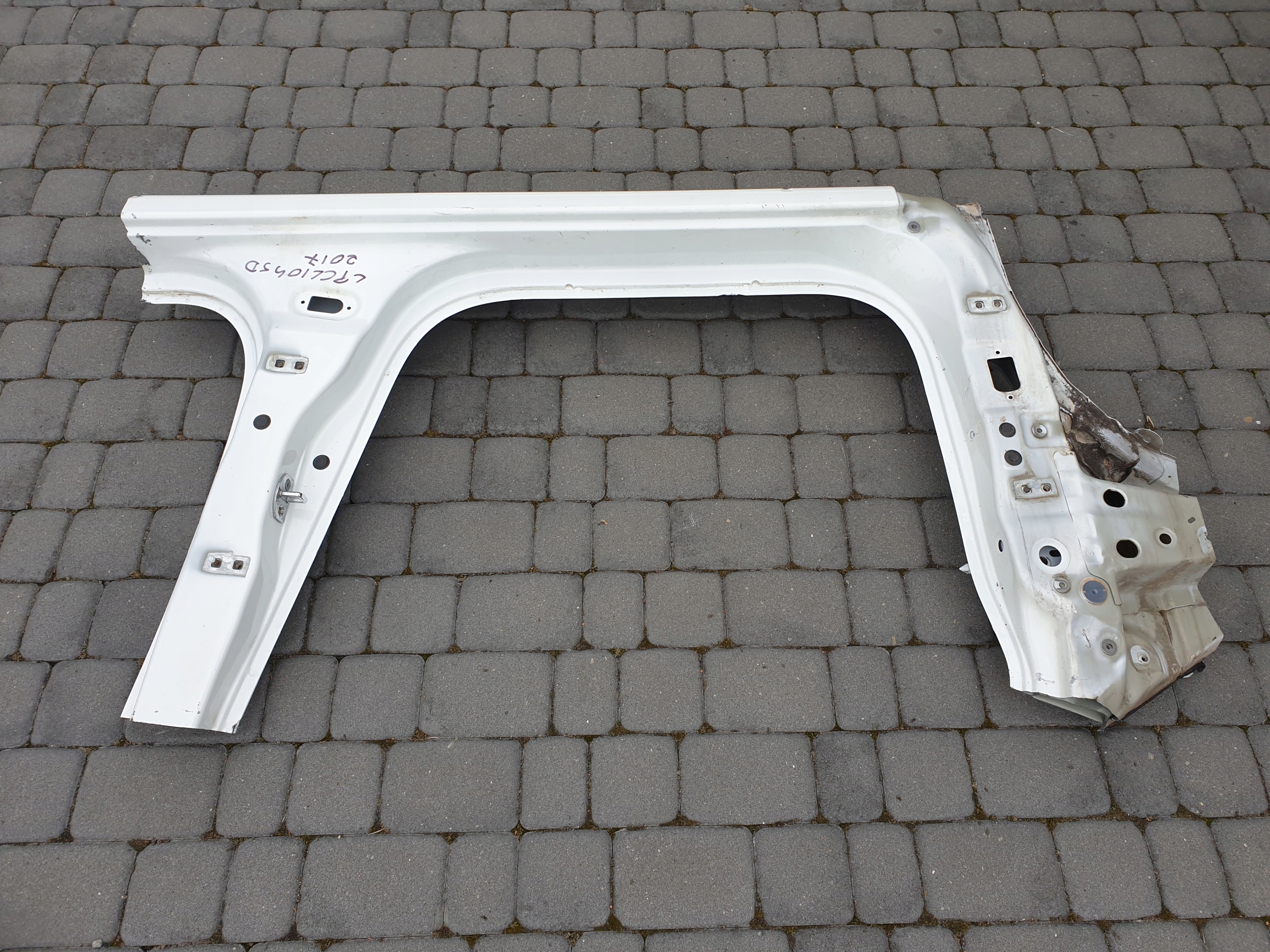 pillar DRZWIOWY threshold RENAULT CLIO 4 IV 2013- left