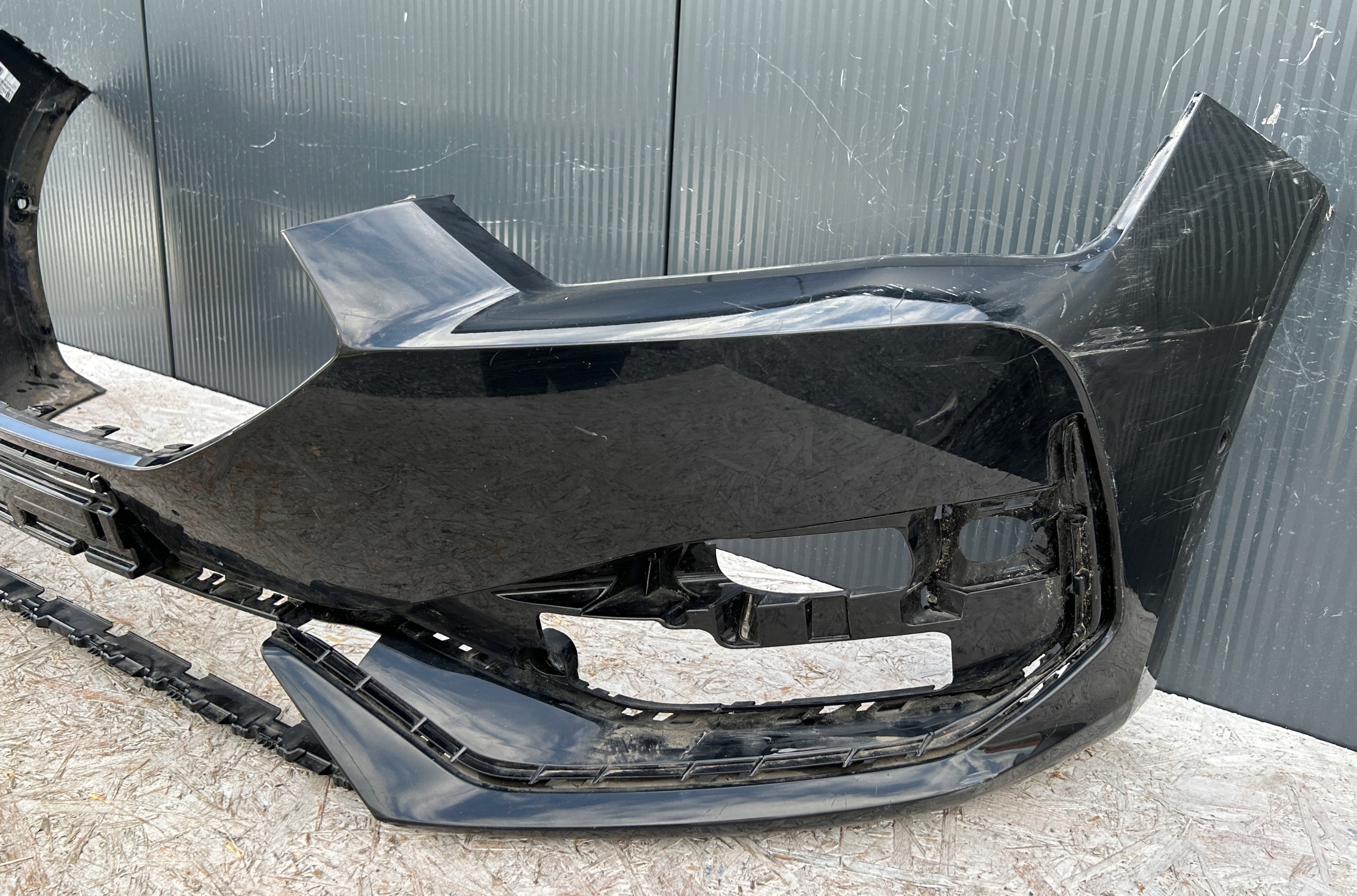nárazník předek přední CUPRA LEON IV 20