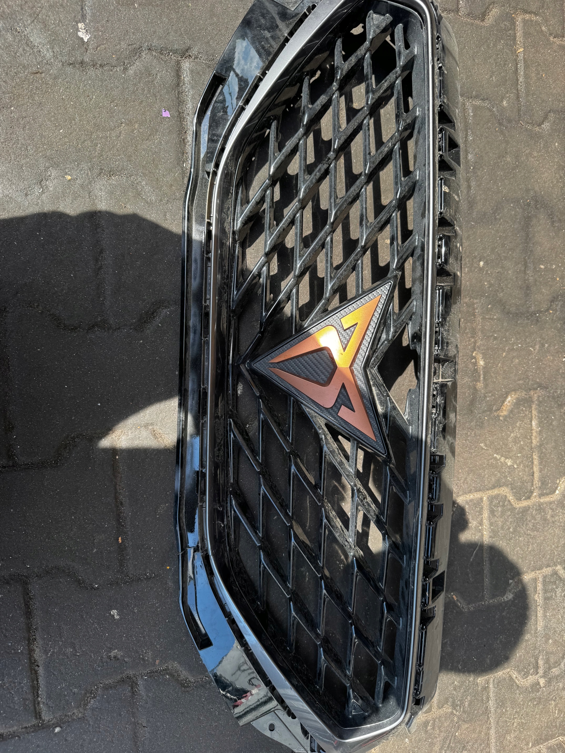 grill front logo CUPRA FORMENTOR 5FF853651C