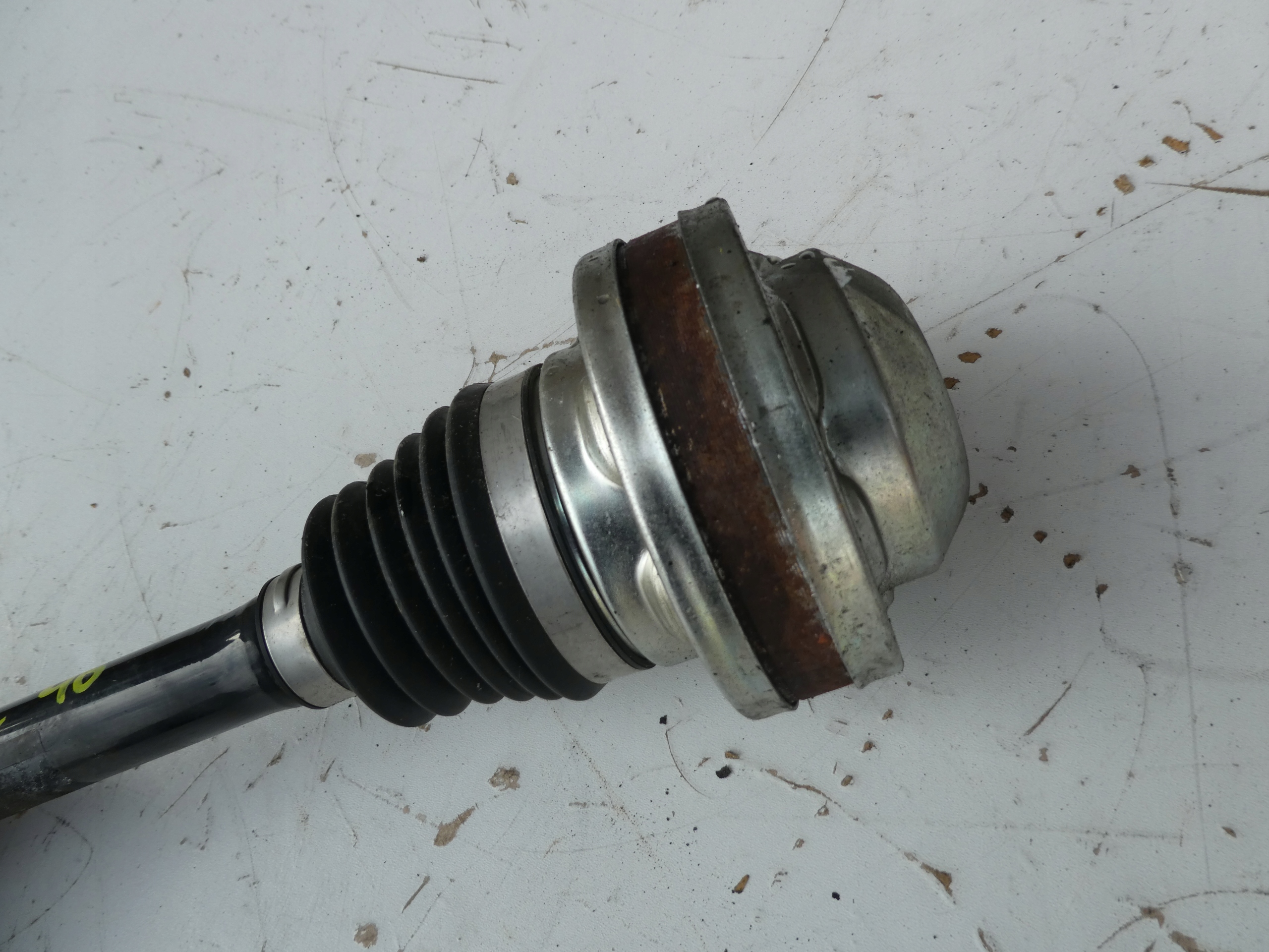 VW TIGUAN semi-axis front front 5N0407761F