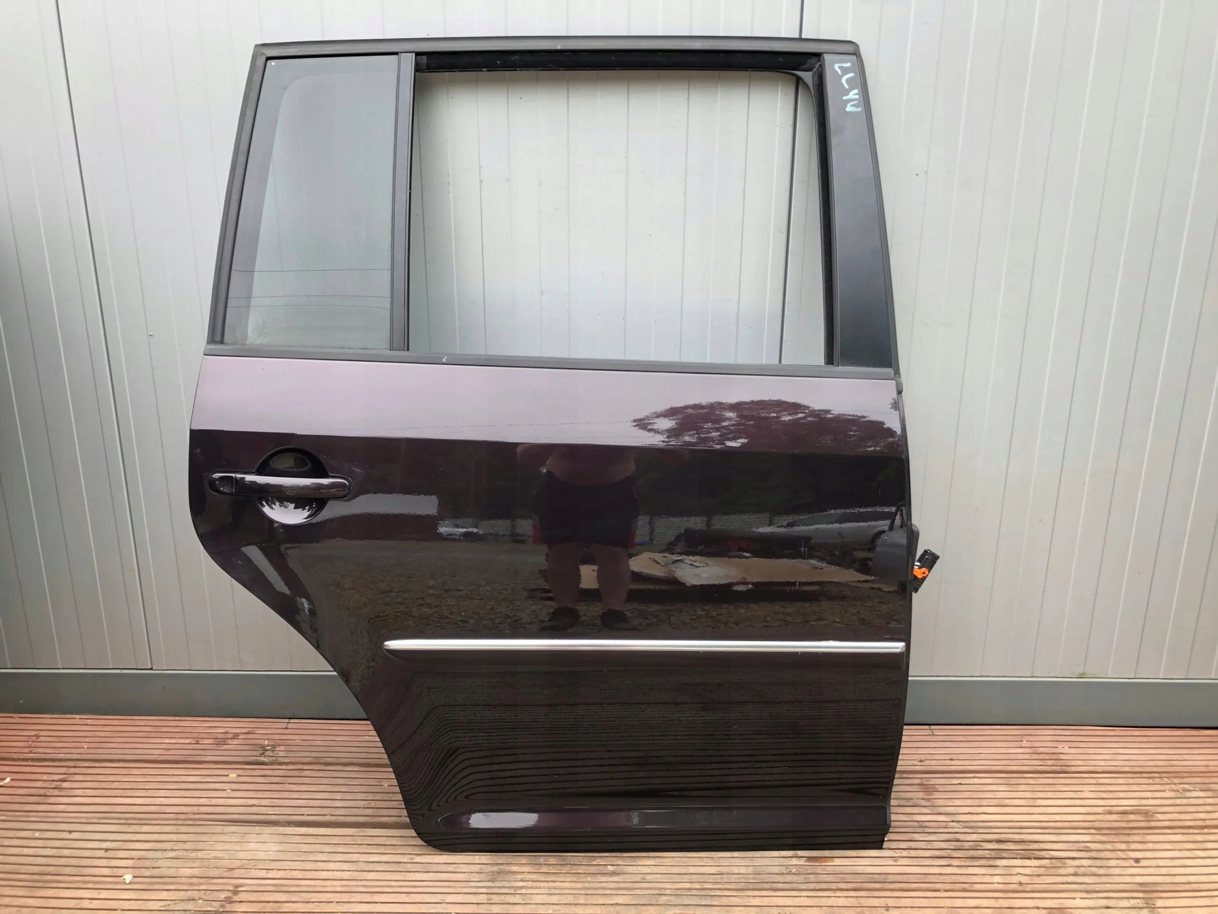 VW TOURAN LIFT complete door right rear part LL4U nice