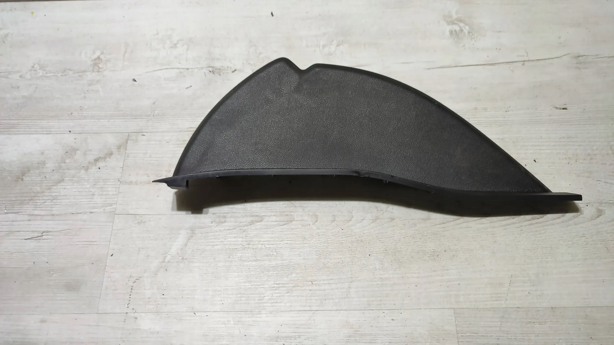 Mitsubishi ASX 18r. 1.6DiD front side left cover of the dashboard